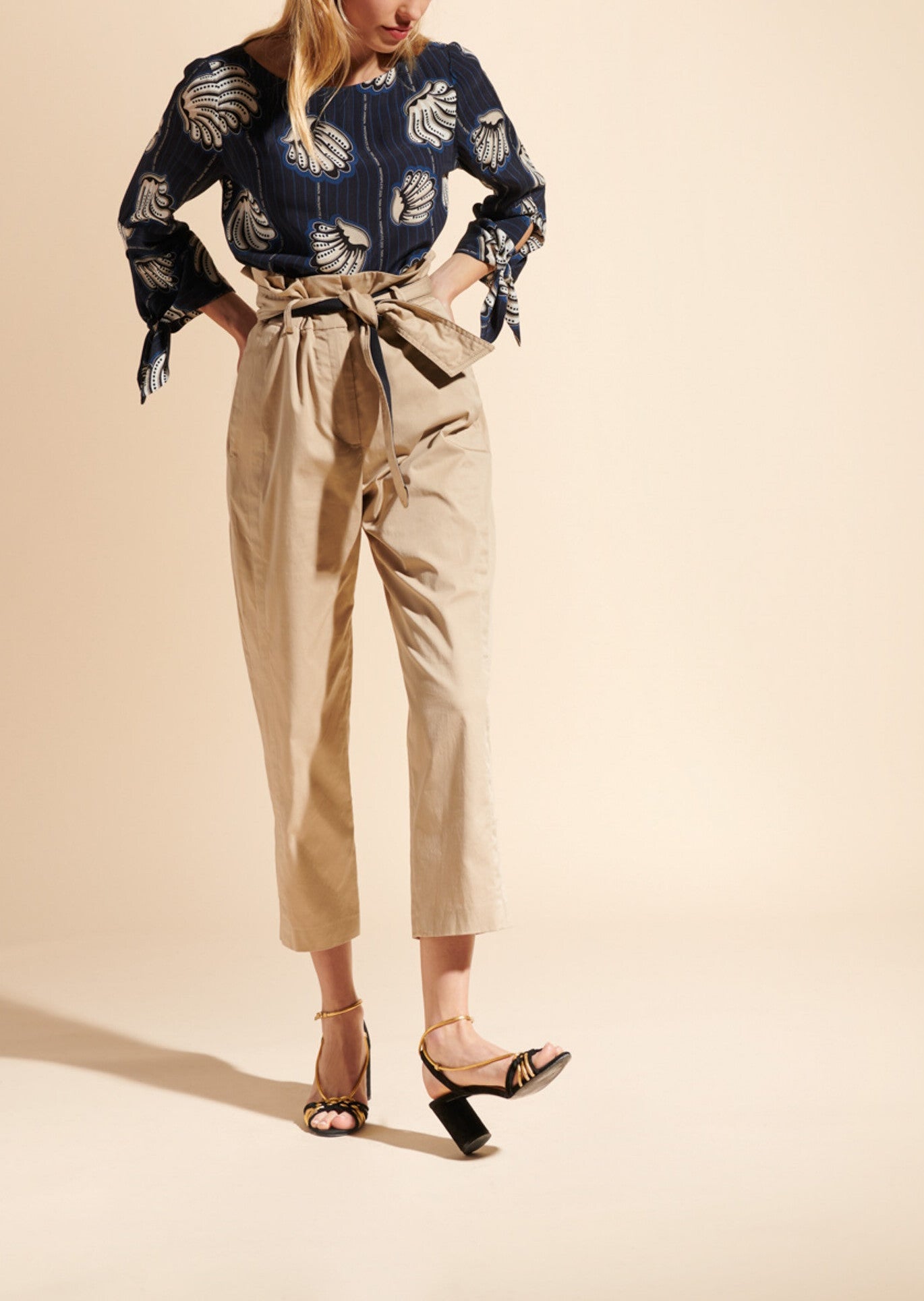 Top Thylane en viscose bleu nuit imprimé coquillages Faume - seconde main