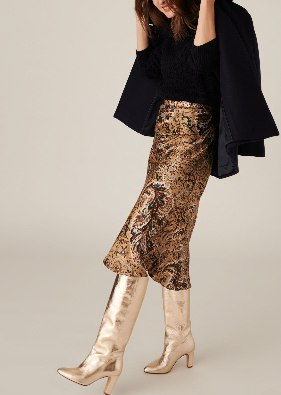 Pull Naoko col roulé bleu nuit en maille mérinos à torsades et tricotage fantaisies Faume - seconde main