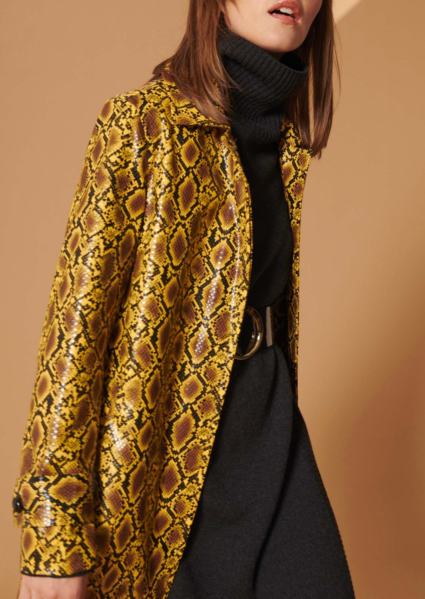 Manteau Maina jaune motif python Faume - seconde main