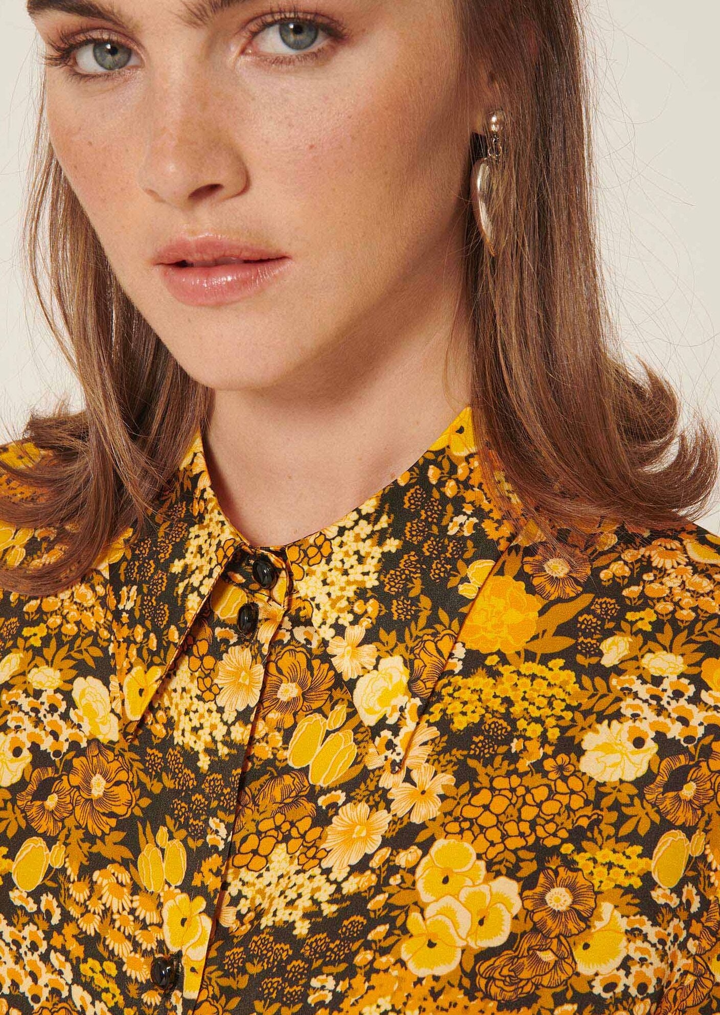 Chemise Caprice jaune imprimé fleurs Faume - seconde main