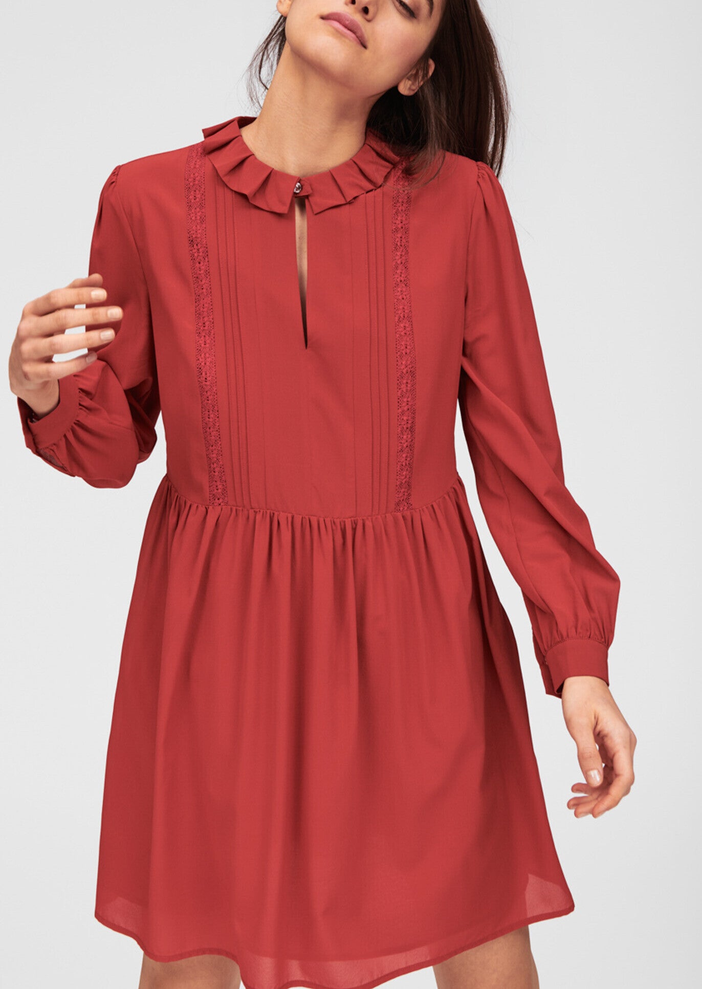 Robe en soie tommette à volants et plissé soleil Faume - seconde main