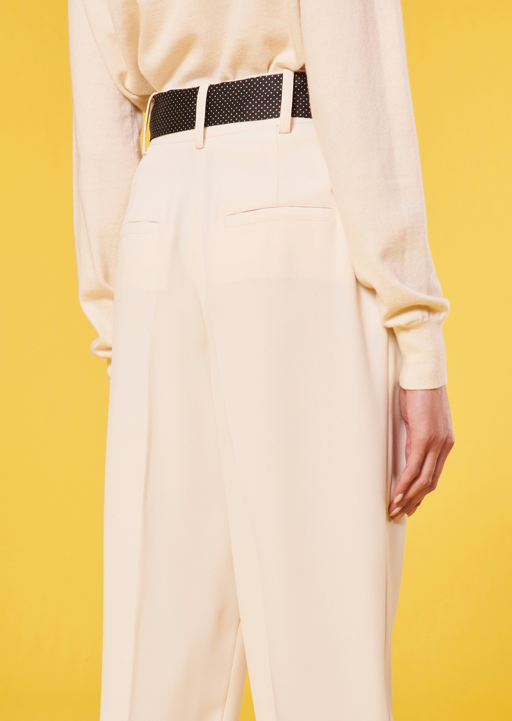 Pantalon Paga écru en crêpe Faume - seconde main