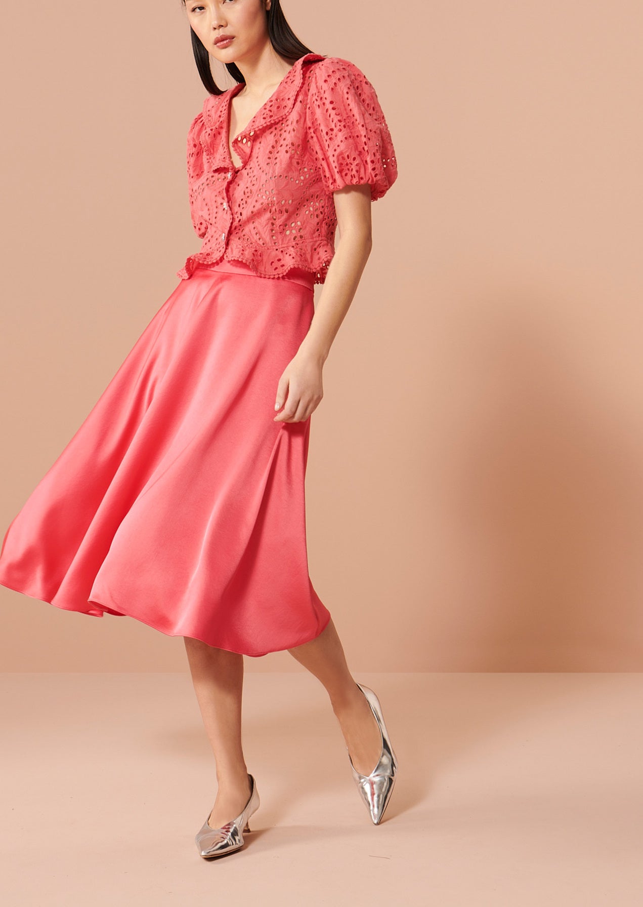 Jupe Jeannette rose fuschia en crêpe envers satin Faume - seconde main