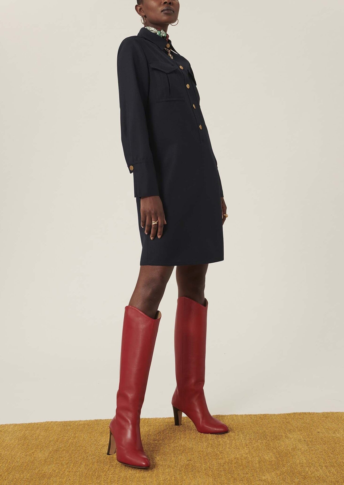 Robe Rolande bleu marine en sergé militaire Faume - seconde main