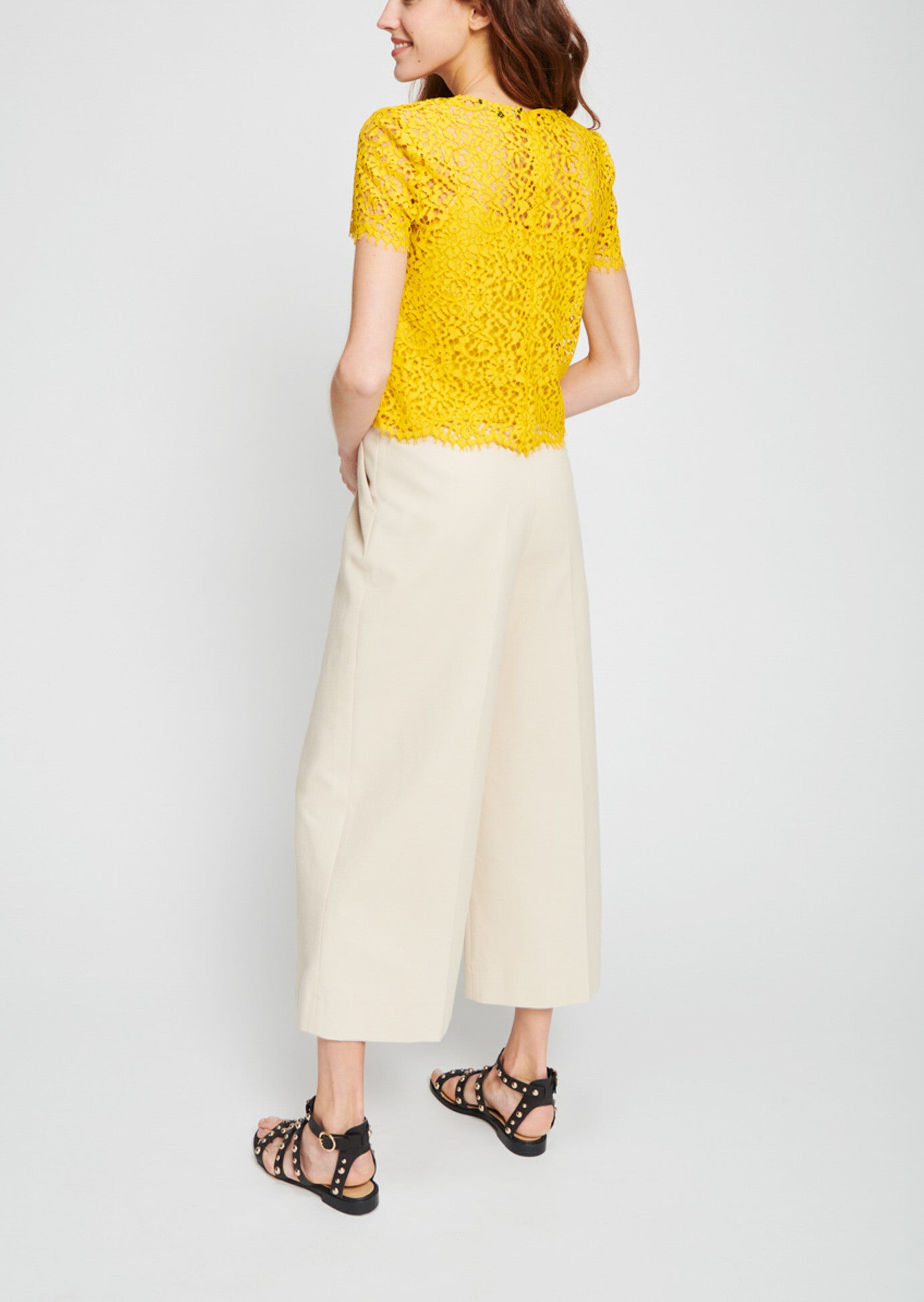 Pantalon beige jambes larges en coton piqué Faume - seconde main