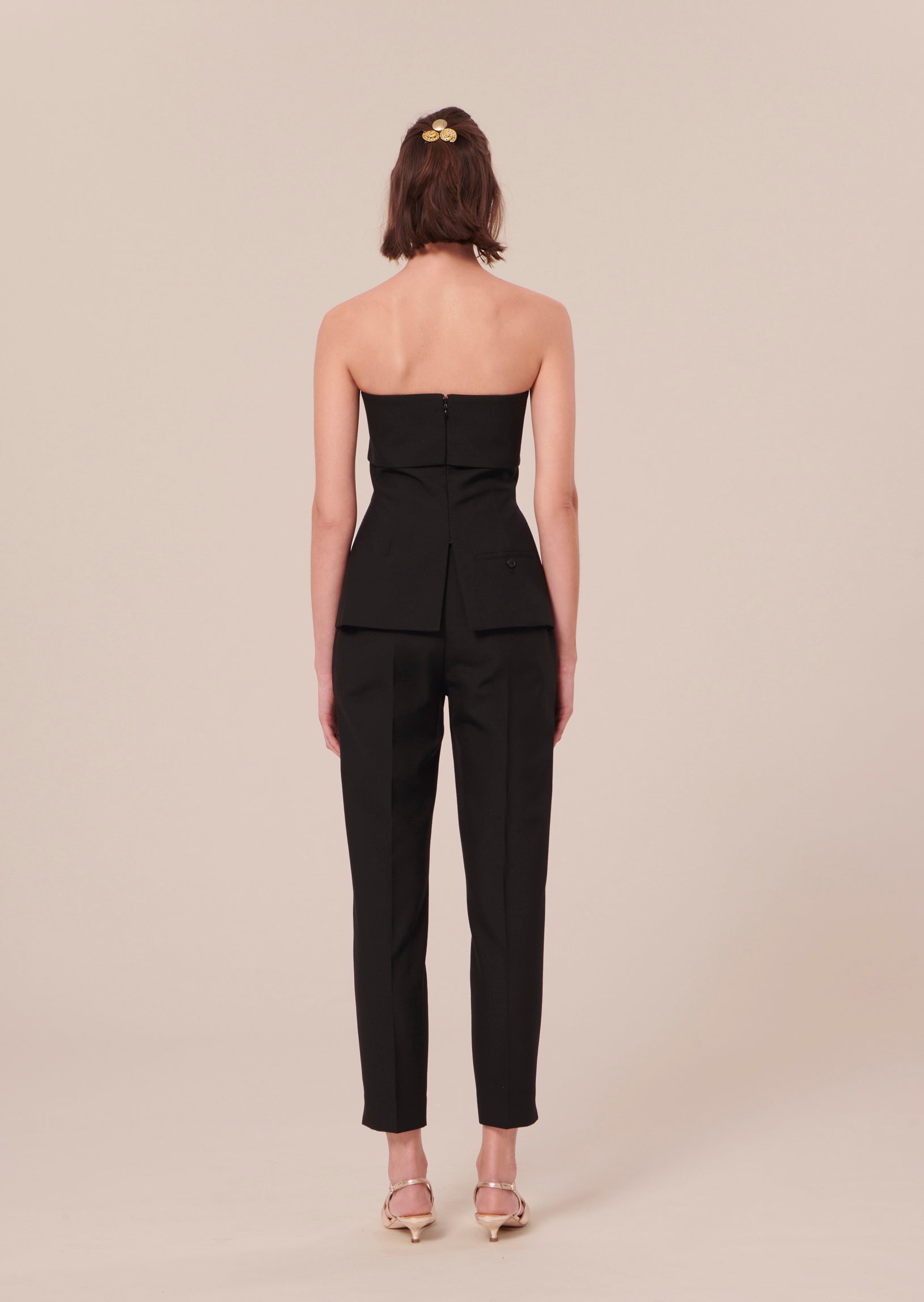 Top Tonnie noir en laine froide Faume - seconde main