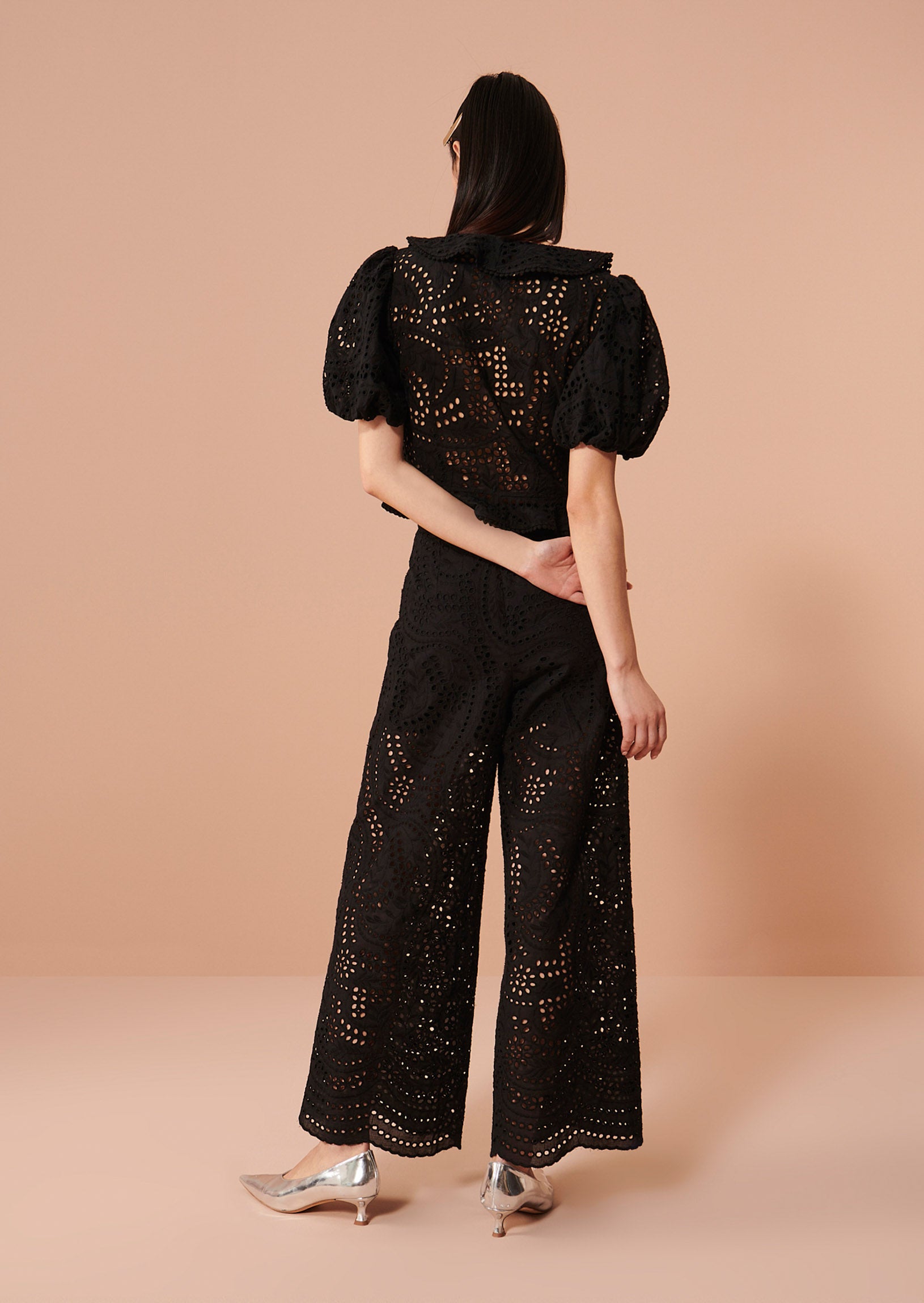 Pantalon Paprika noir en broderie Faume - seconde main