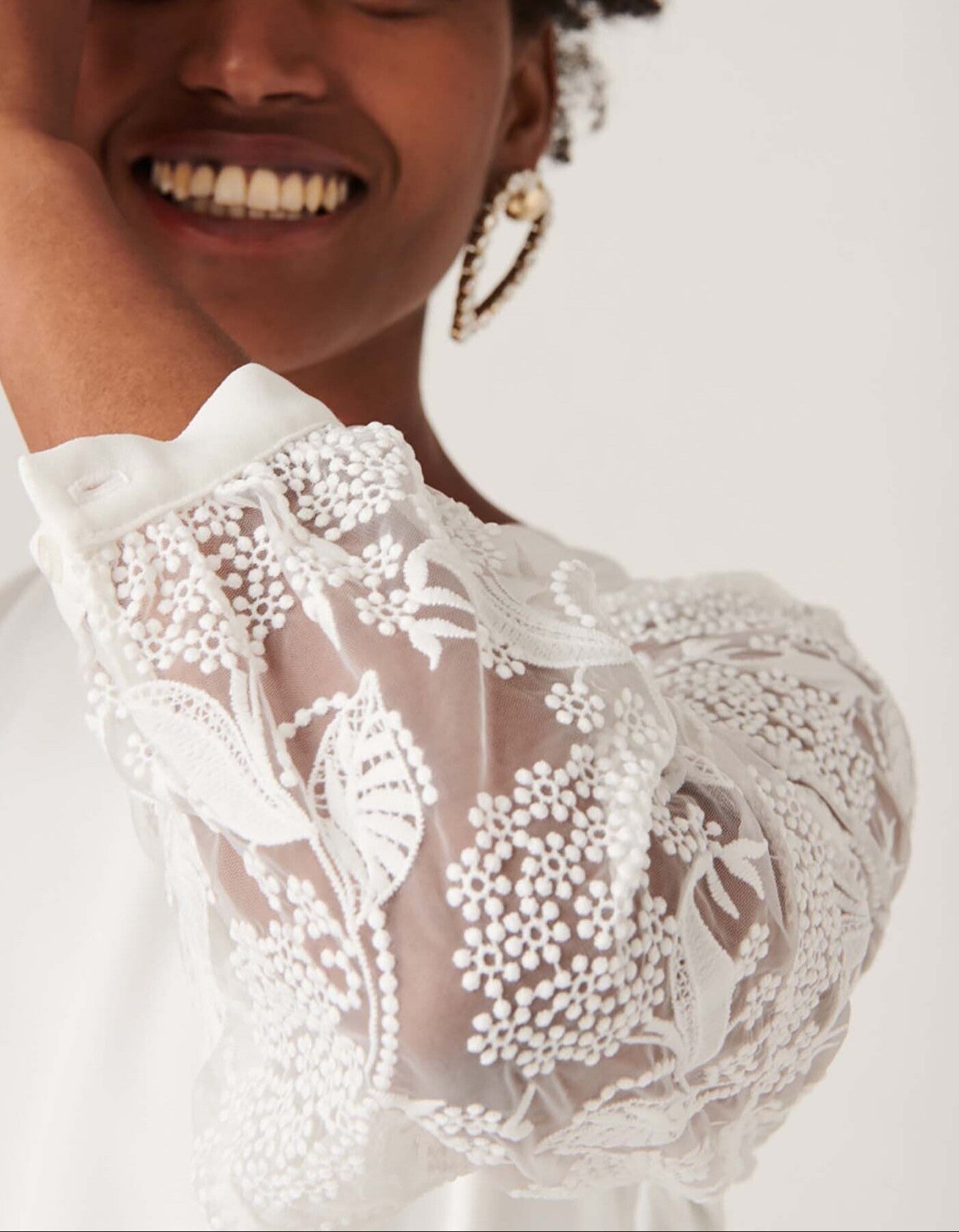 Robe de mariée Rozica en crêpe mat et dentelle Faume - seconde main