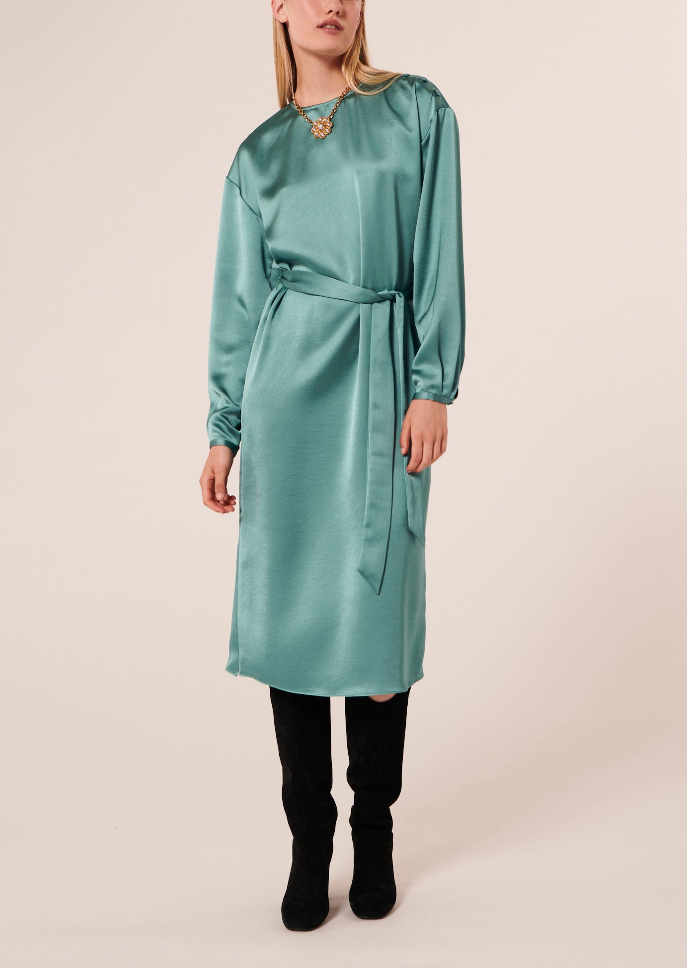 Robe Ruby bleue en satin fluide Faume - seconde main