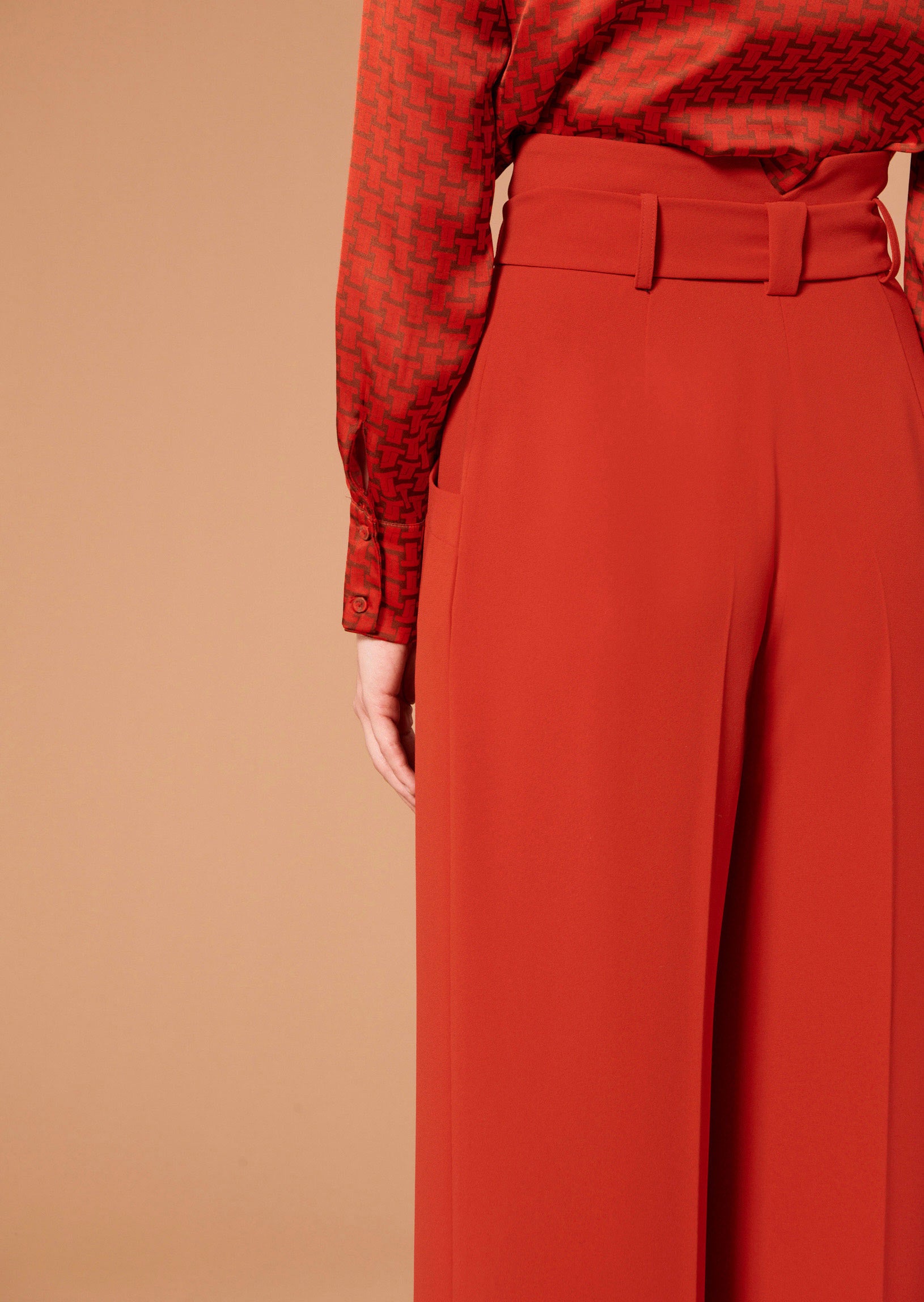 Pantalon Pyla rouge en crêpe Faume - seconde main