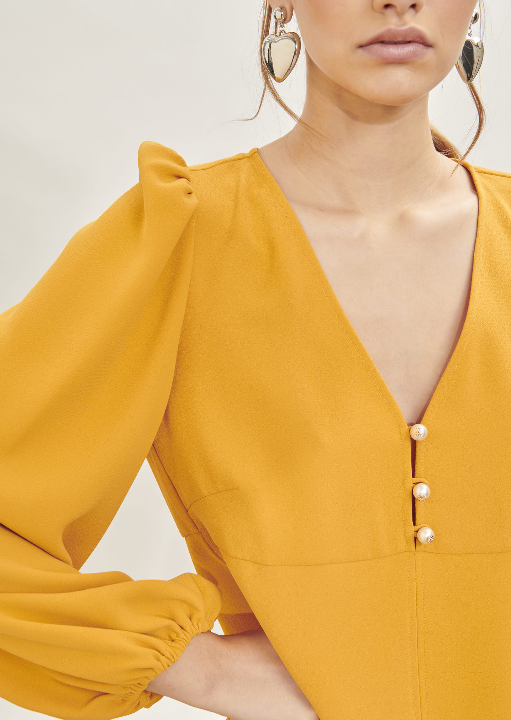 Robe Rolis jaune en crêpe Faume - seconde main