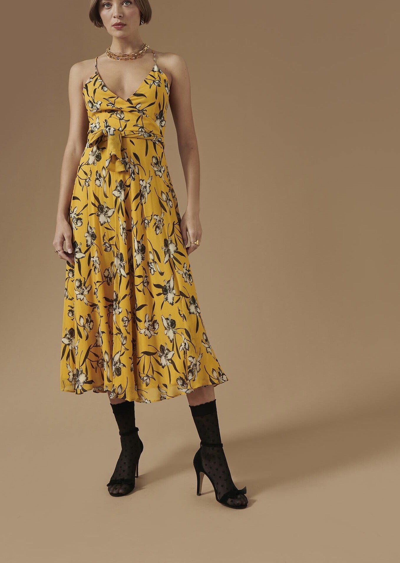 Robe Rivelyne jaune imprimé fleuri noir Faume - seconde main