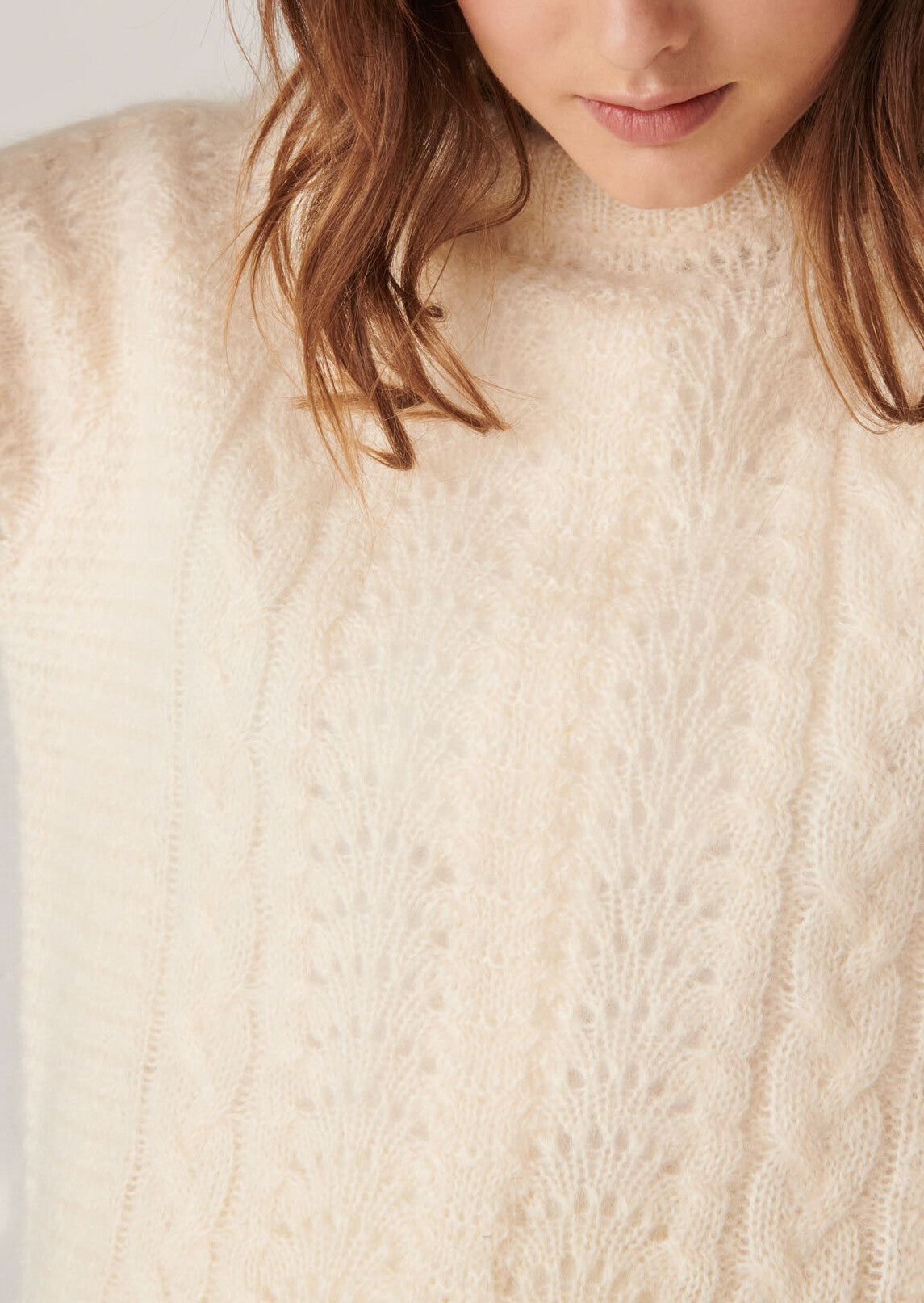 Pull Nayeli en mohair écru à tricotage fantaisie Faume - seconde main