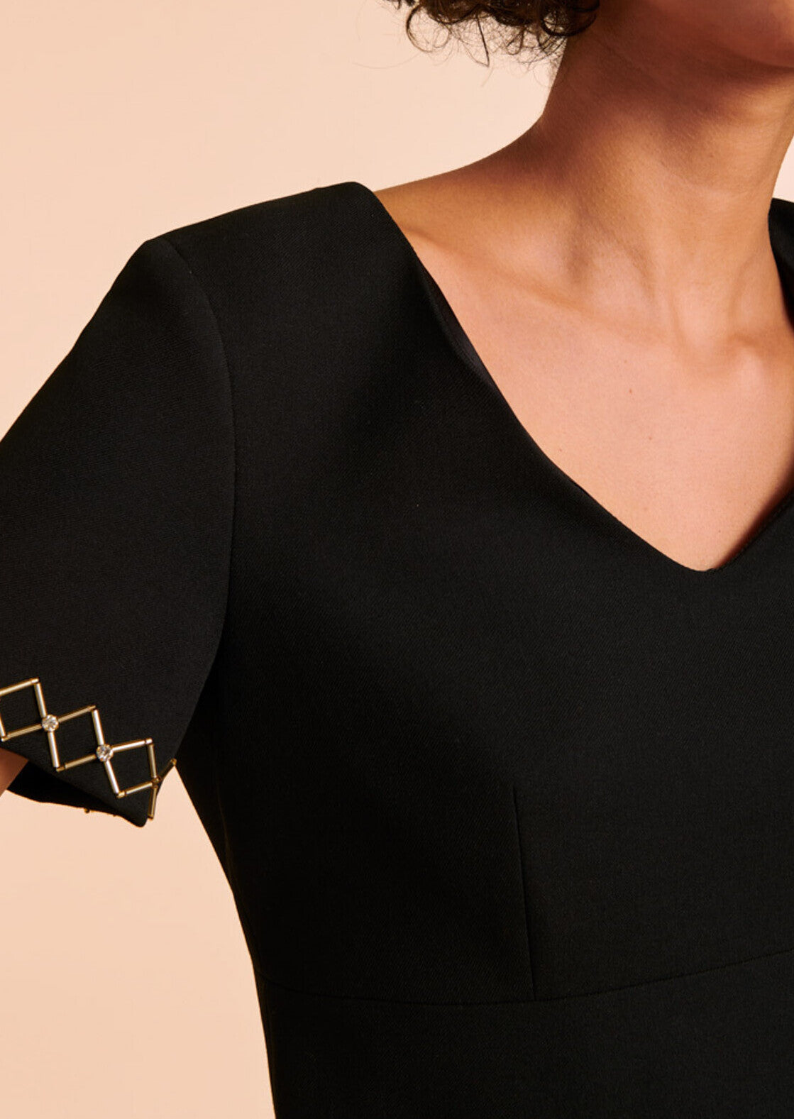 Robe Rachelle noire détail bijoux en toile gabardine Faume - seconde main