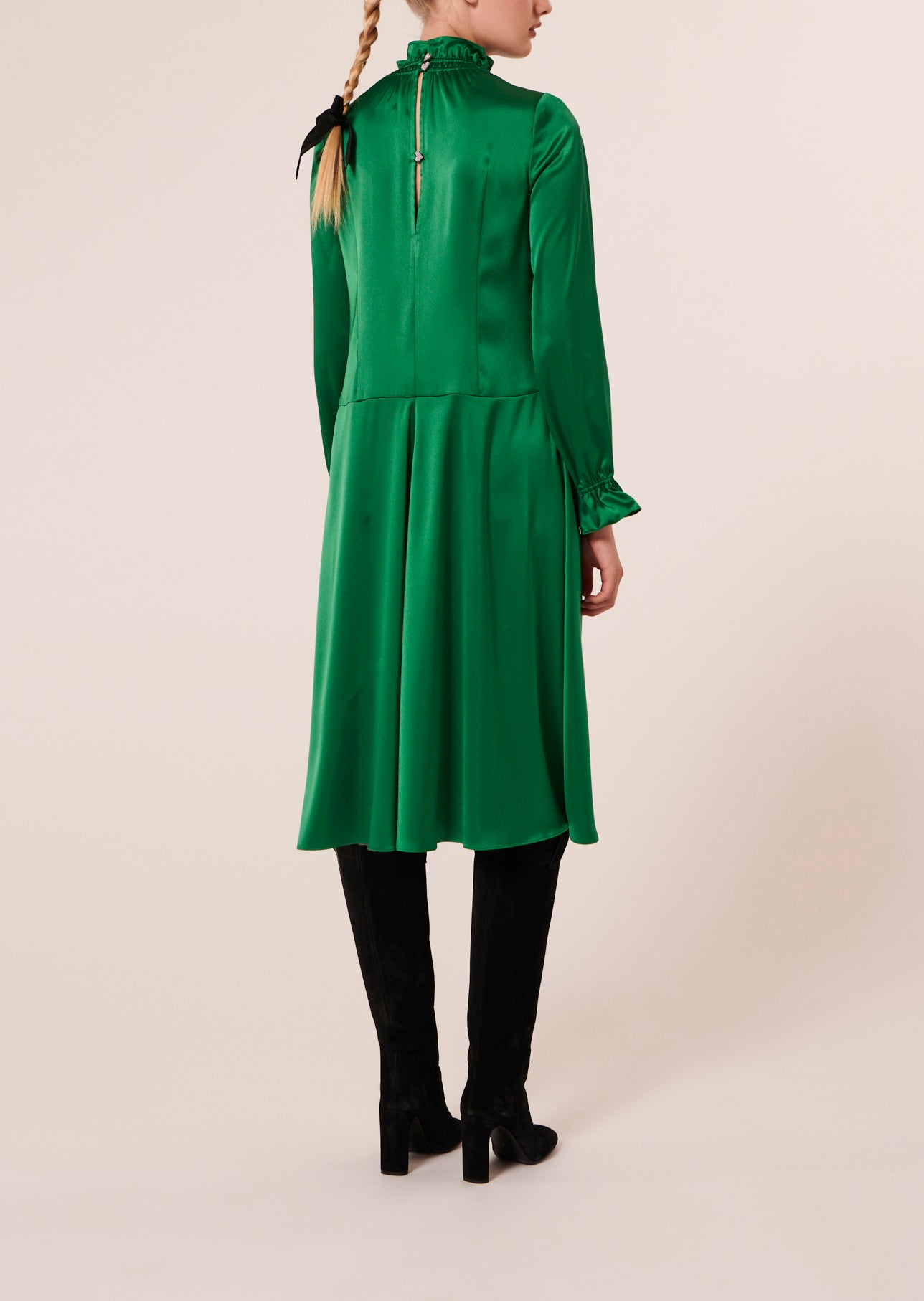 Robe Ronnie verte en satin fluide Faume - seconde main