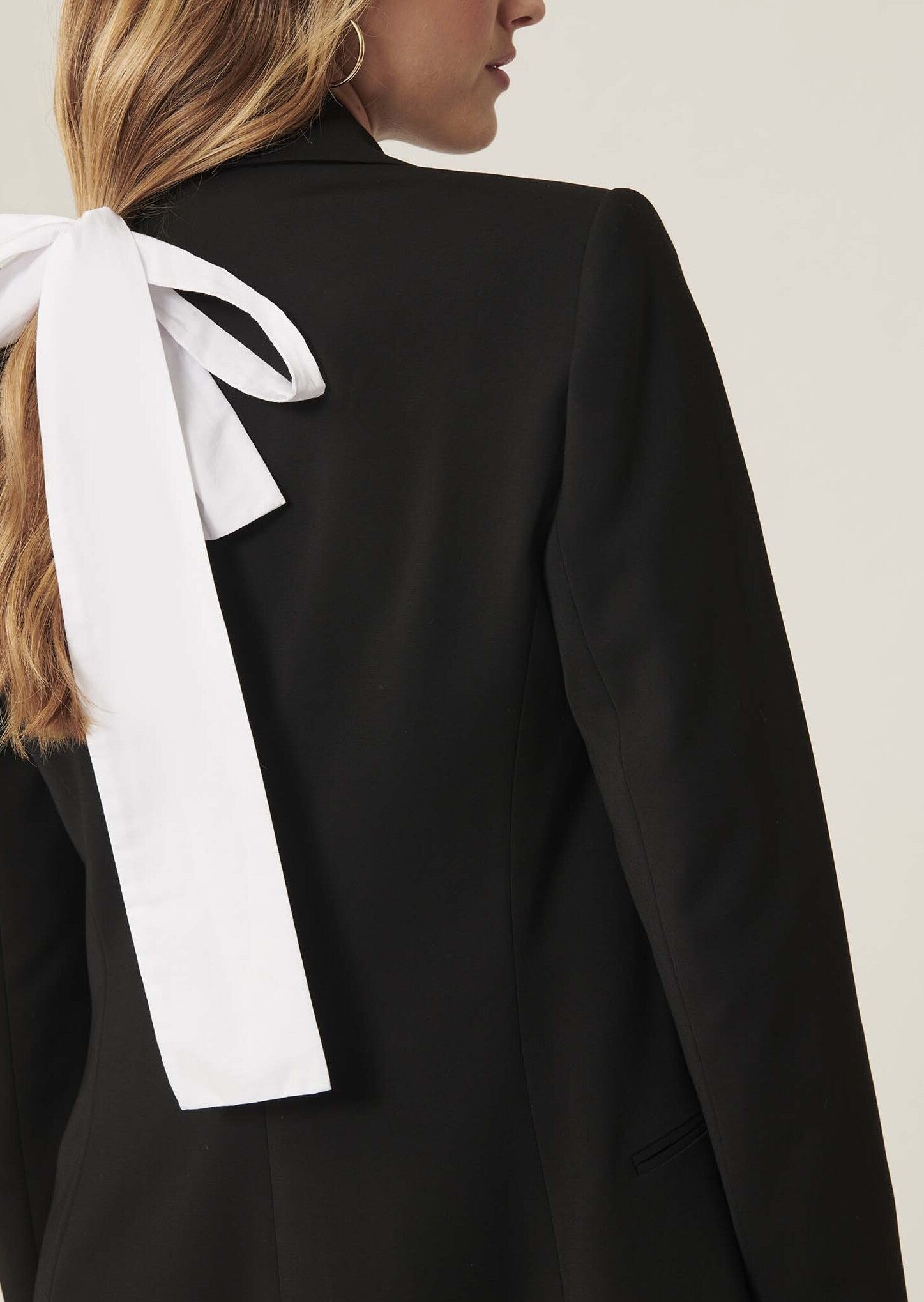 Veste Vanessa noire en tailleur technique Faume - seconde main