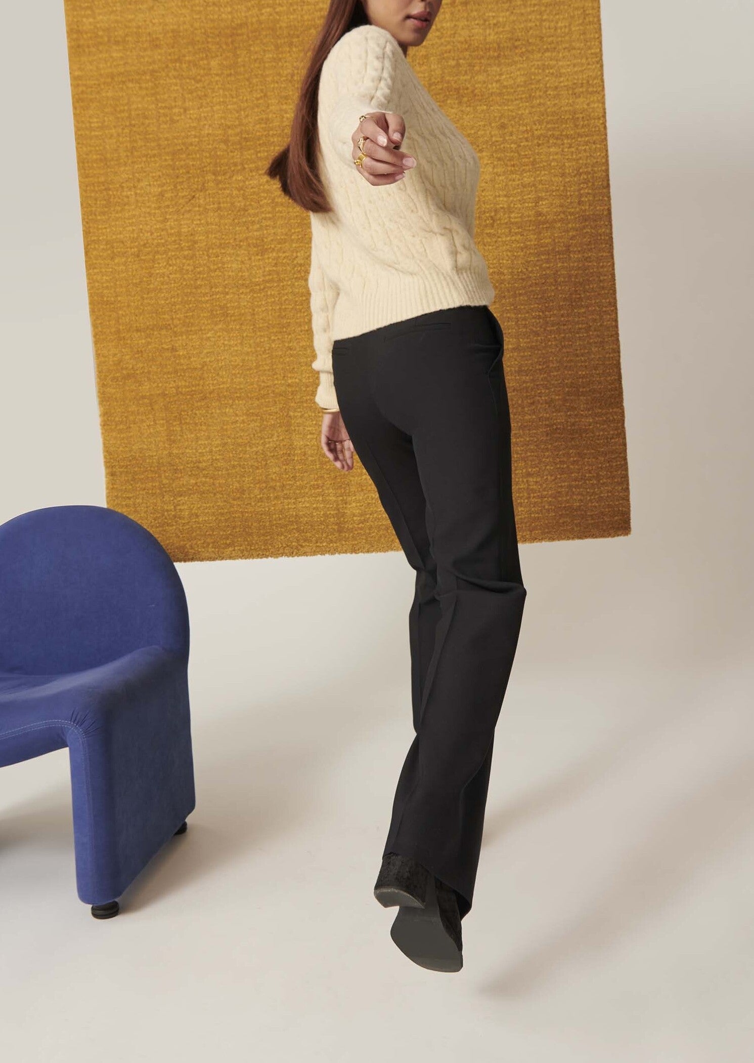 Pantalon Patti noir en laine tailleur Faume - seconde main