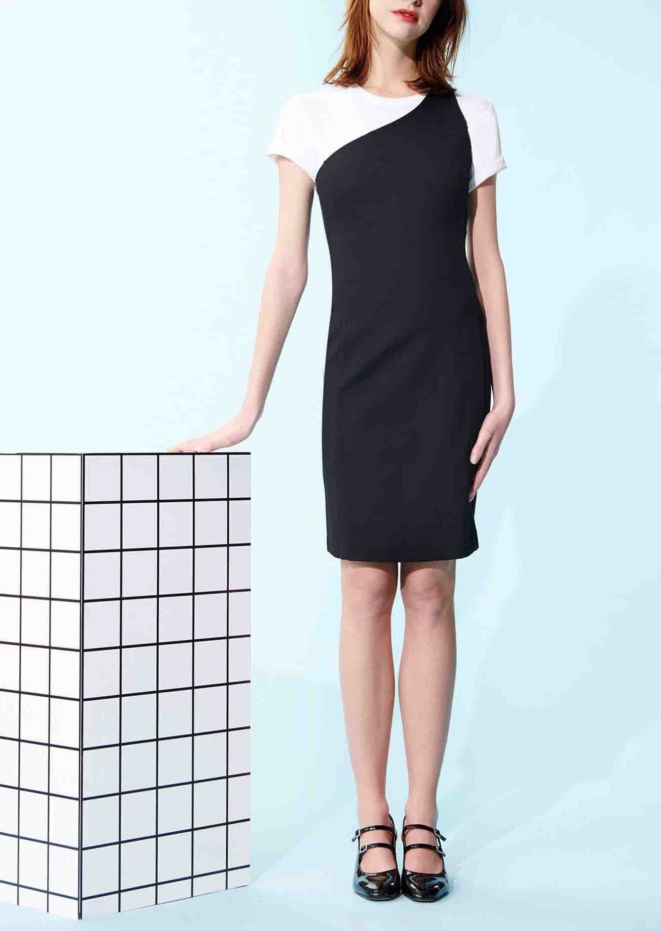 Robe Renalde noire asymétrique Faume - seconde main