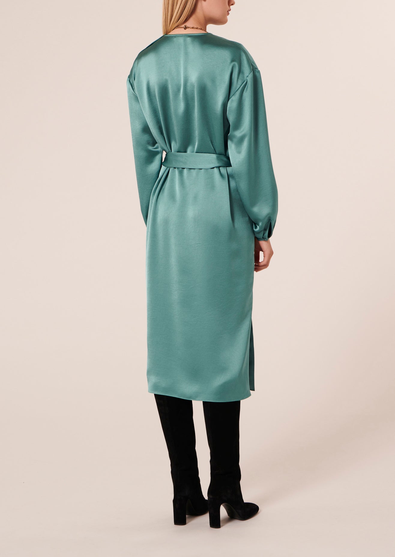 Robe Ruby bleue en satin fluide Faume - seconde main