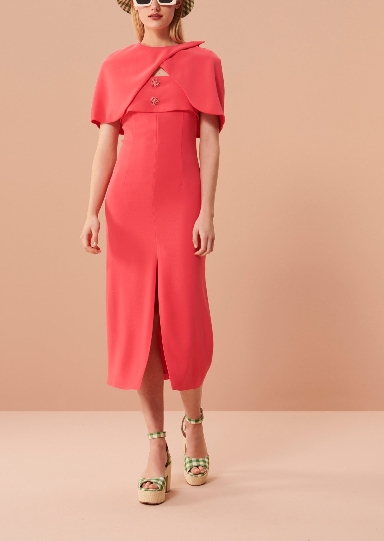 Cape Valentina rose en crêpe Faume - seconde main