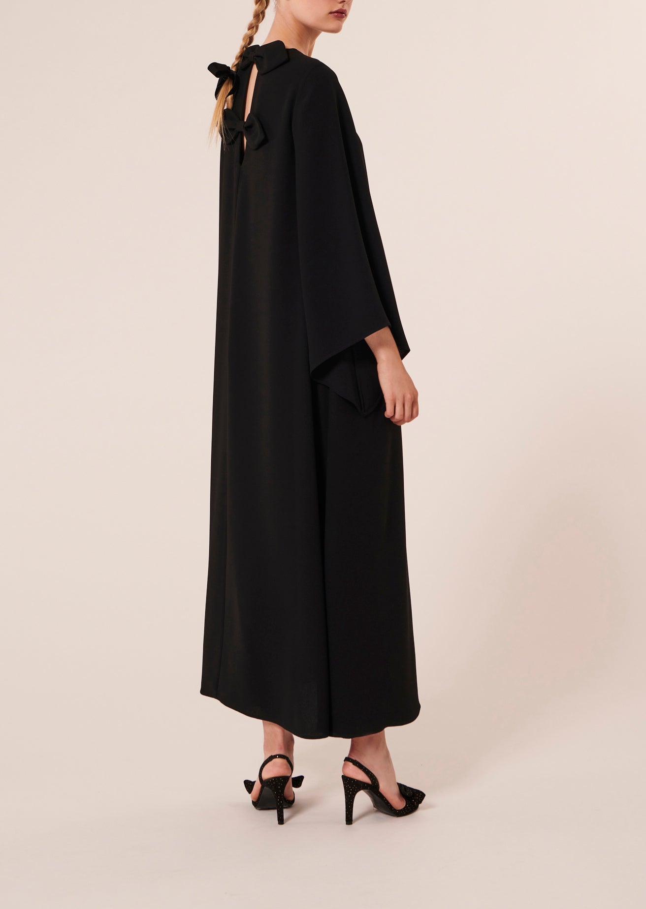 Robe Roxa noire en crêpe Faume - seconde main