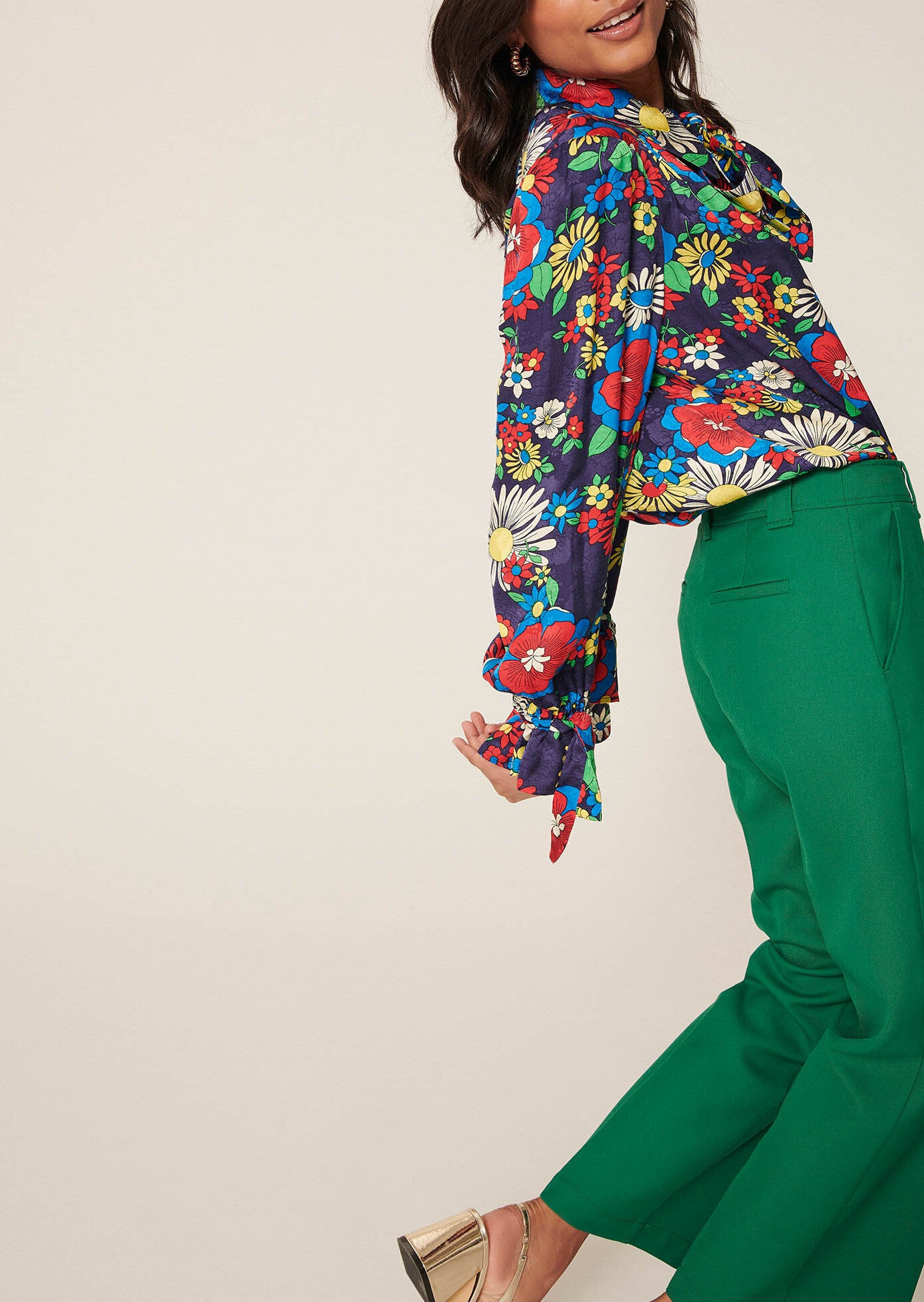 Pantalon Persanne vert en toile tailleur Faume - seconde main