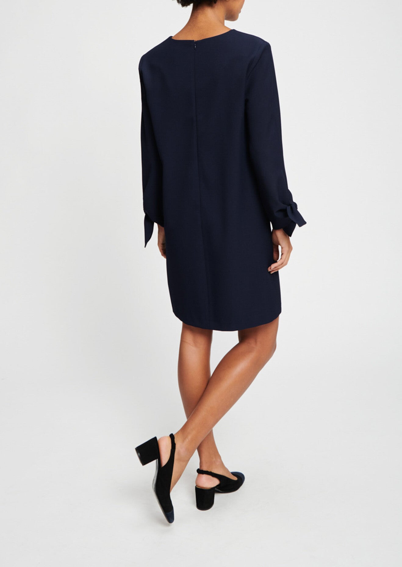 Robe tunique bleu nuit nouée aux manches en toile gabardine Faume - seconde main