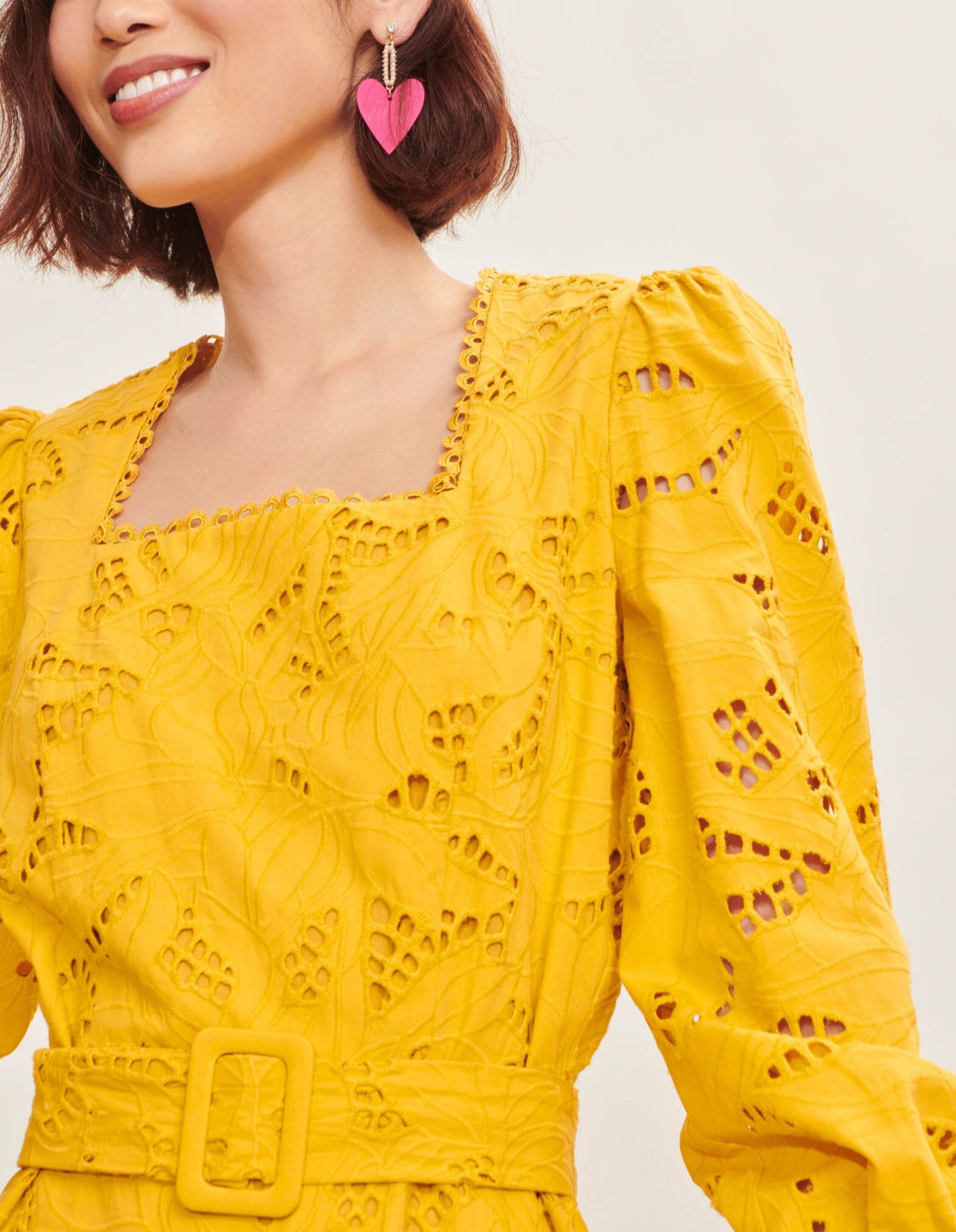 Robe Rosee jaune en broderie anglaise Faume - seconde main