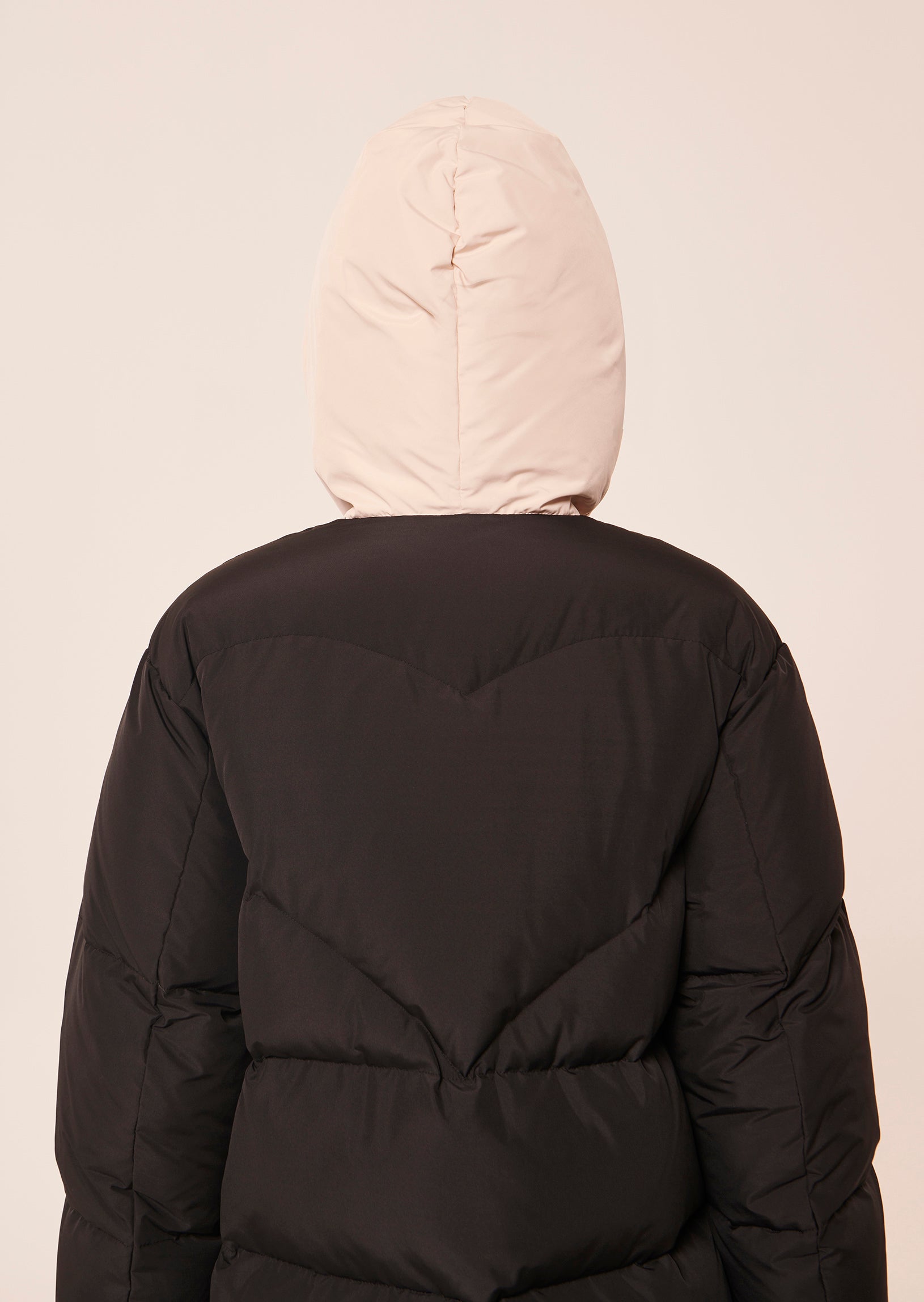 Doudoune Daphne noire matelassée Faume - seconde main