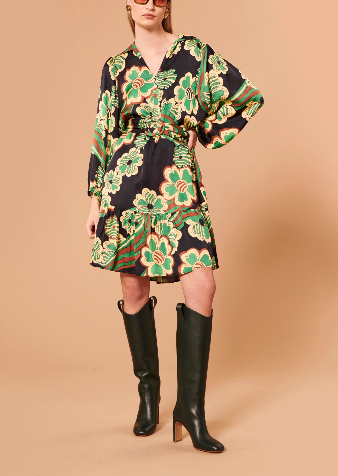 Robe Rosie bleu nuit imprimé à fleurs Faume - seconde main