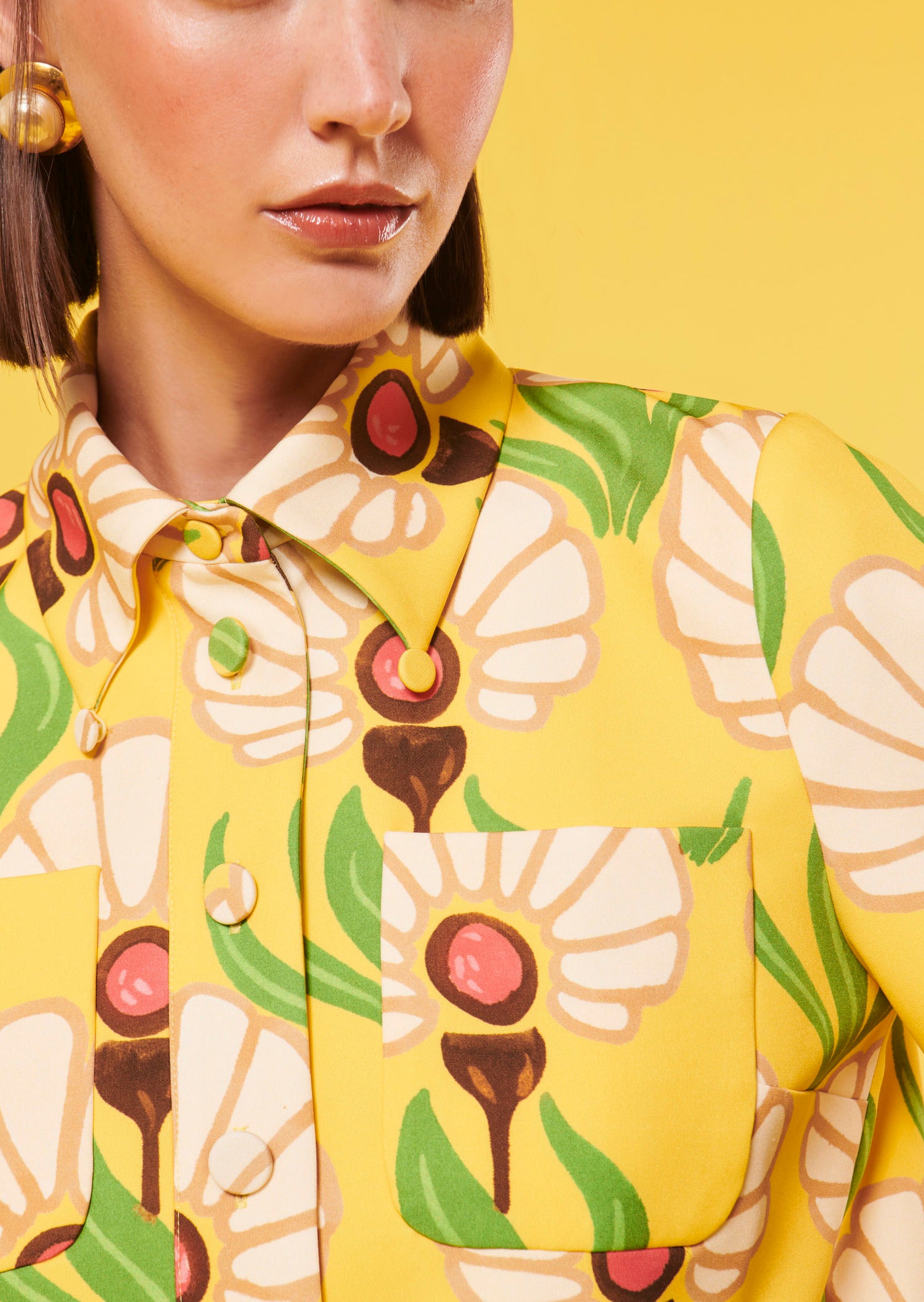 Top Thadea jaune à motif fleurs Faume - seconde main