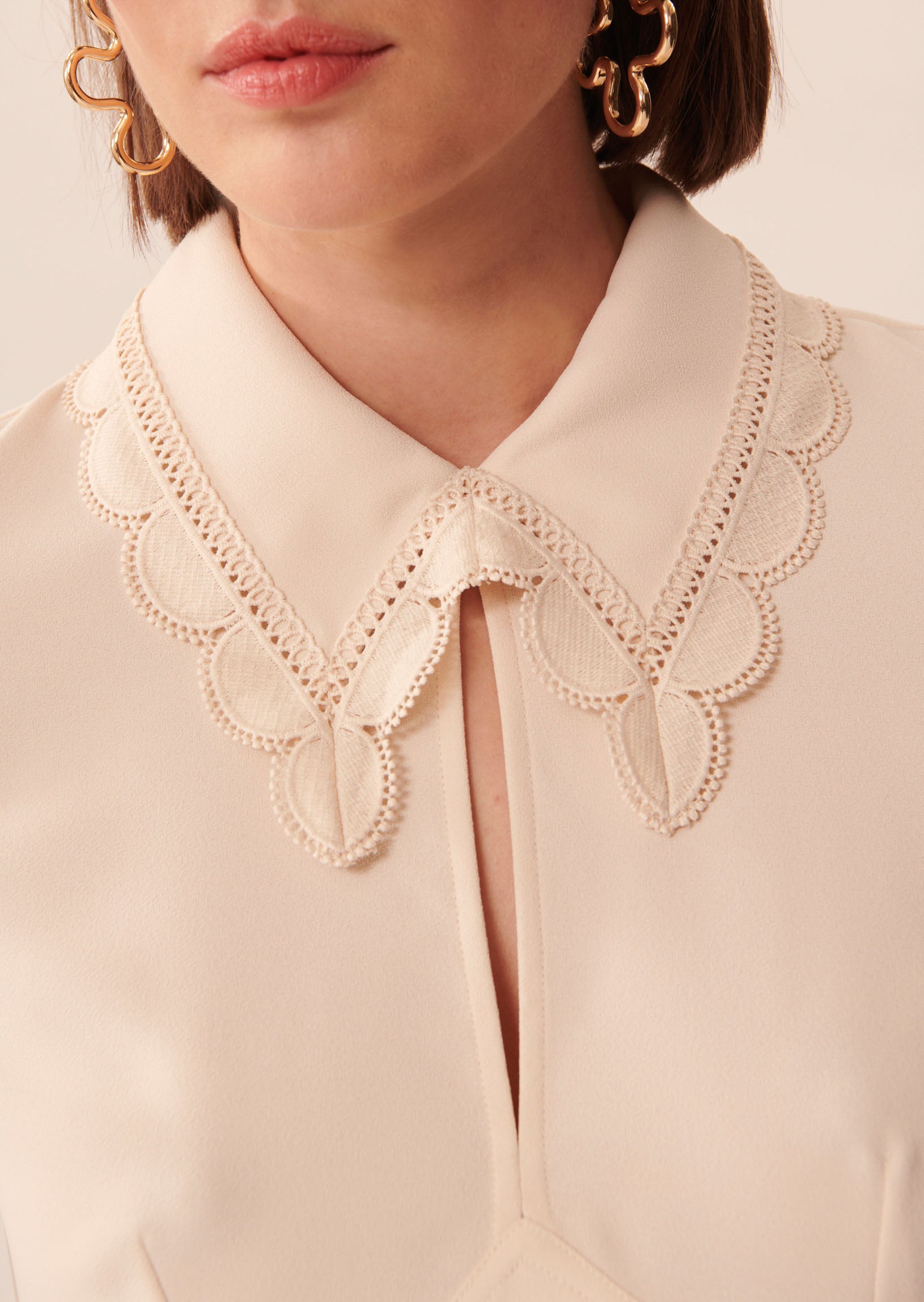 Robe Ric écrue en crêpe Faume - seconde main