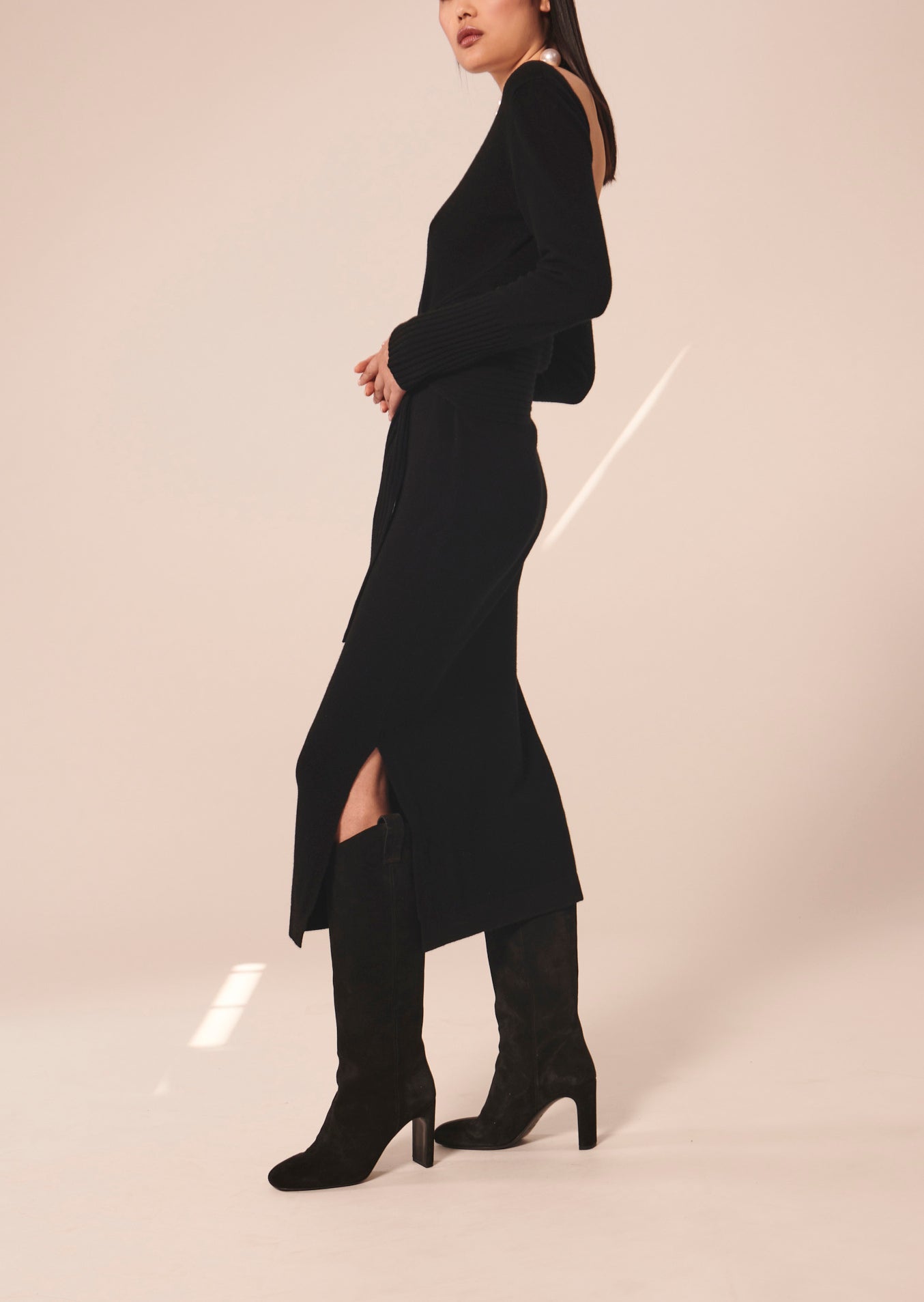 Robe Romie noire en laine mérinos Faume - seconde main