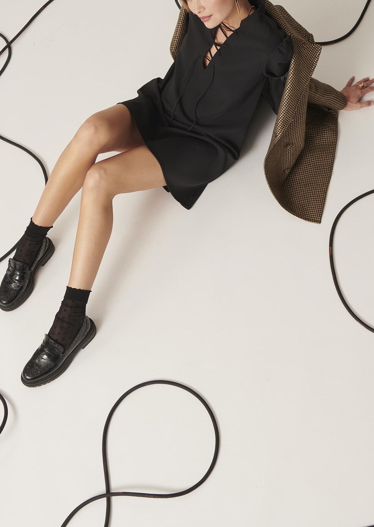 Robe Raiqa noire en crêpe Faume - seconde main