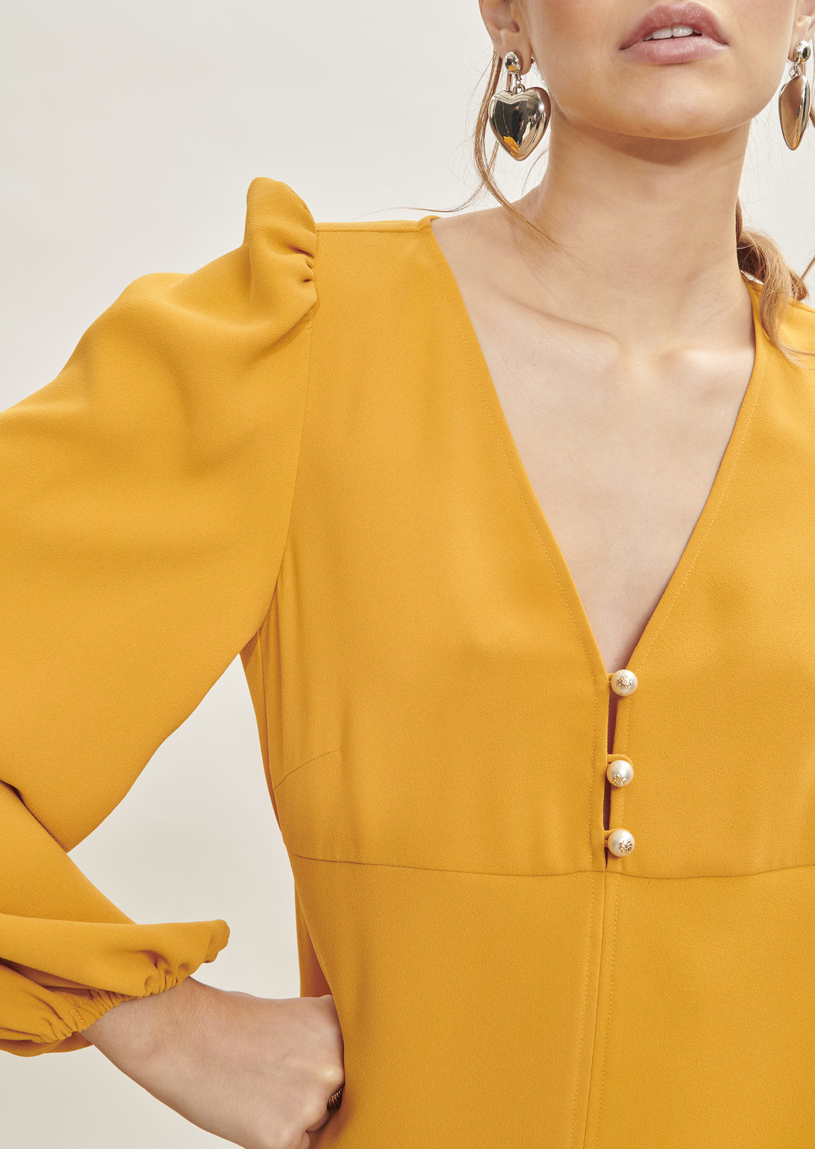 Robe Rolis jaune en crêpe Faume - seconde main