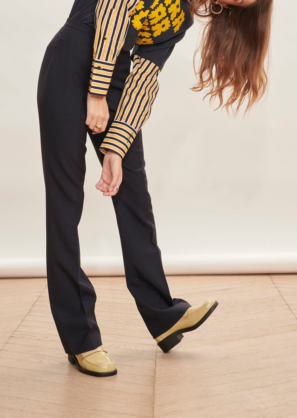 Pantalon Paiva bleu nuit en laine froide Faume - seconde main