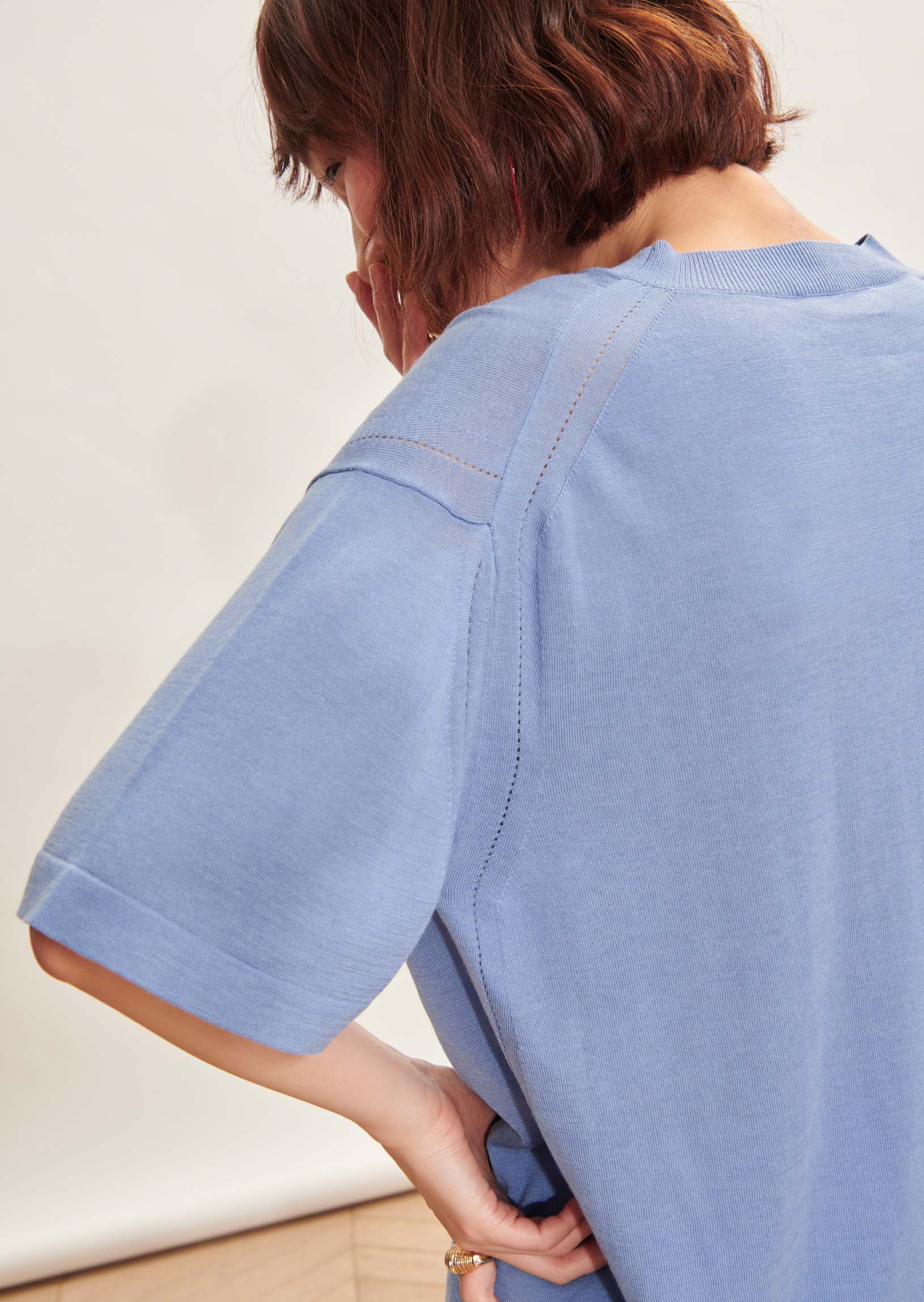 Pull Petale bleu en tencel de soie Faume - seconde main