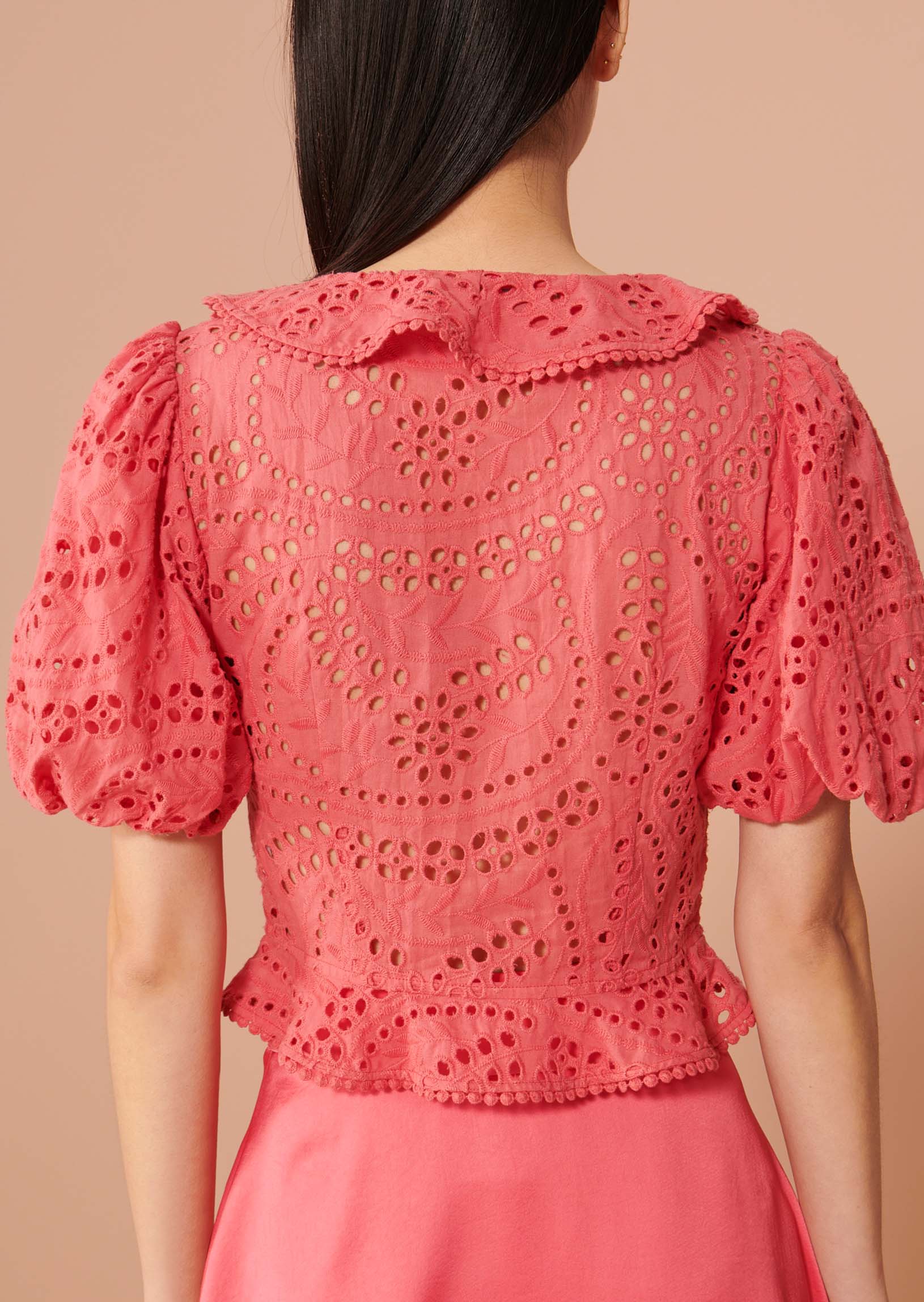 Chemise Carine rose en broderie Faume - seconde main