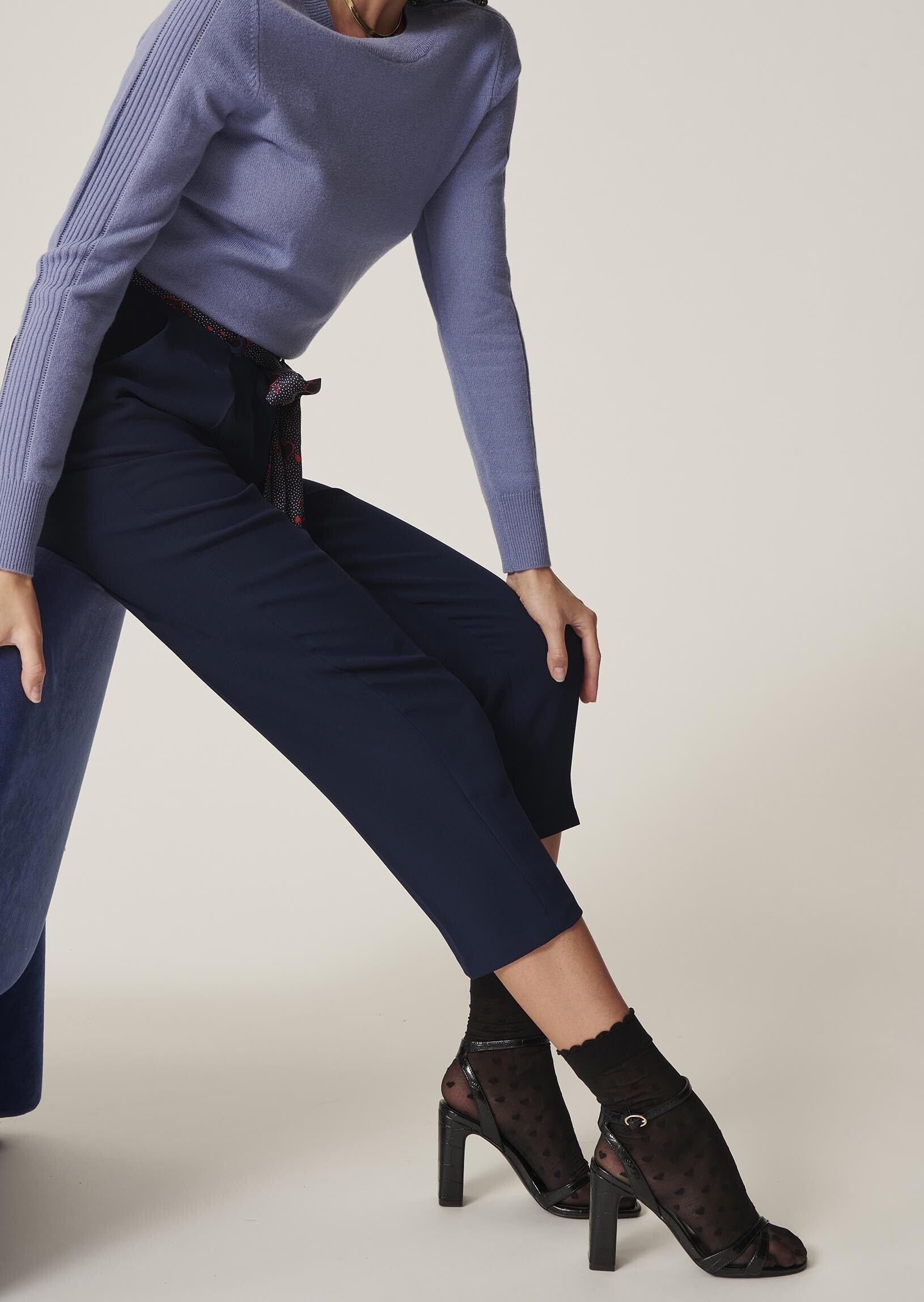 Pantalon Paga bleu nuit en crêpe Faume - seconde main