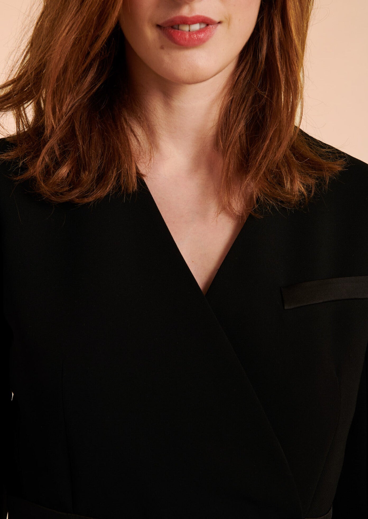 Robe Raquel noire effet croisé Faume - seconde main