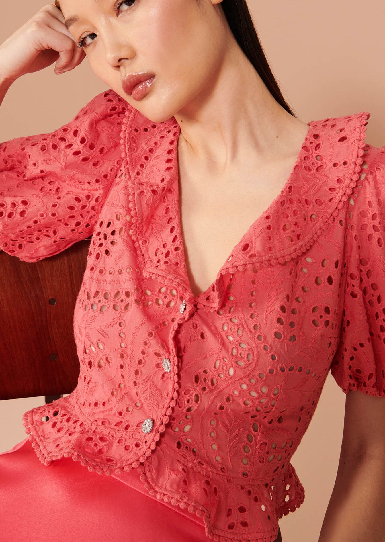 Chemise Carine rose en broderie Faume - seconde main