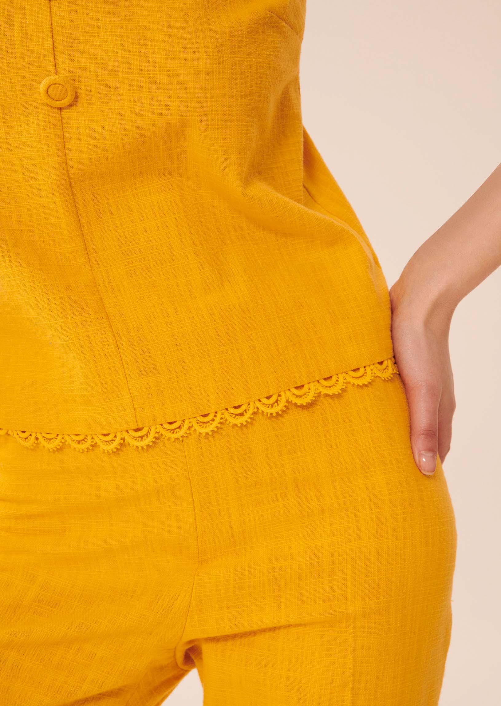 Top Tinia jaune en coton épais Faume - seconde main