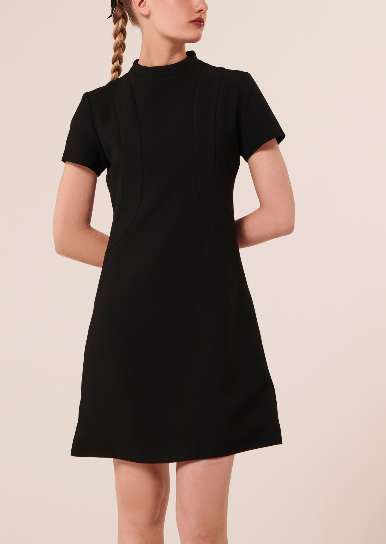 Robe Raquel noire en toile double Faume - seconde main