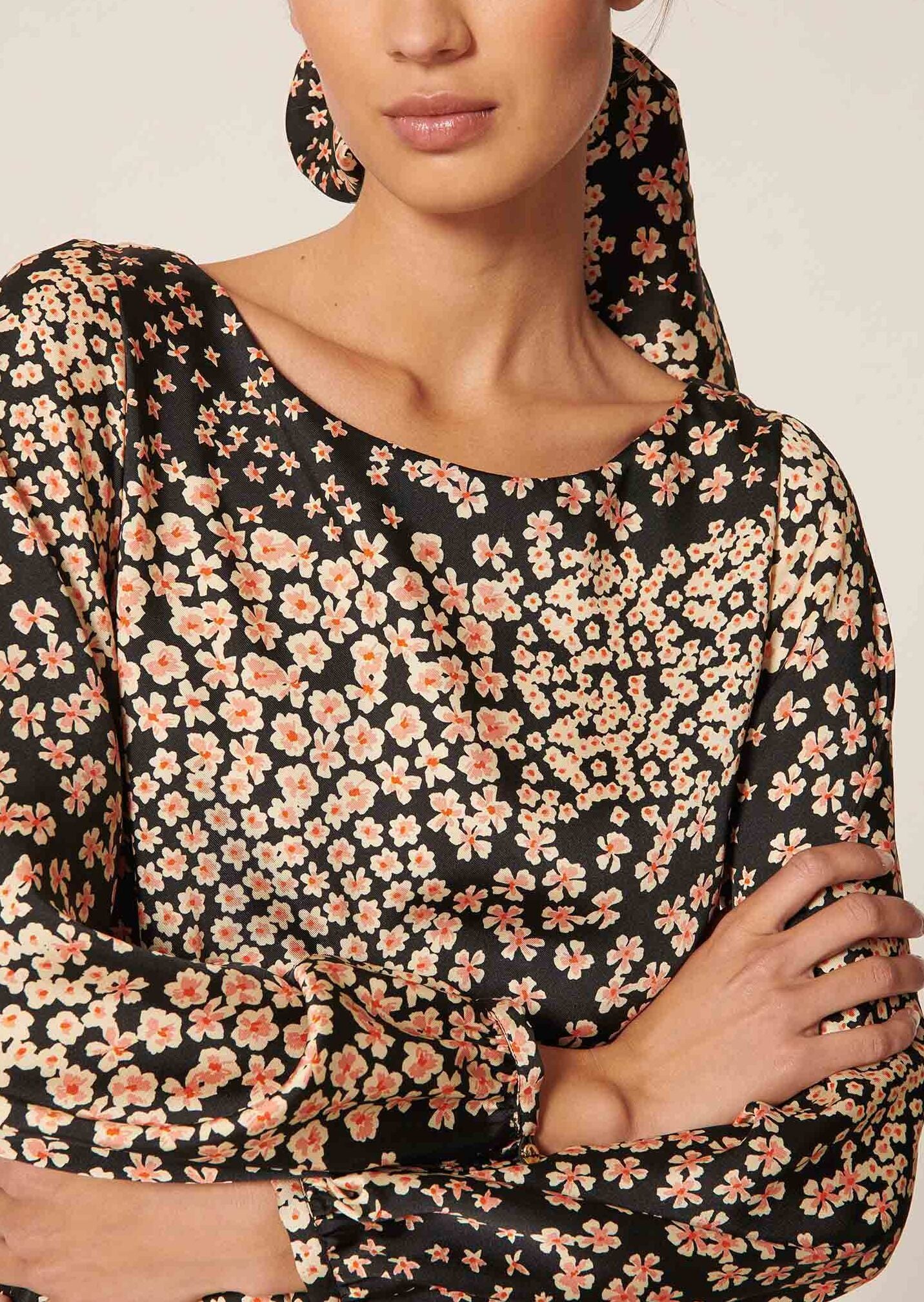 Robe Rillyta noire imprimé petites fleurs Faume - seconde main