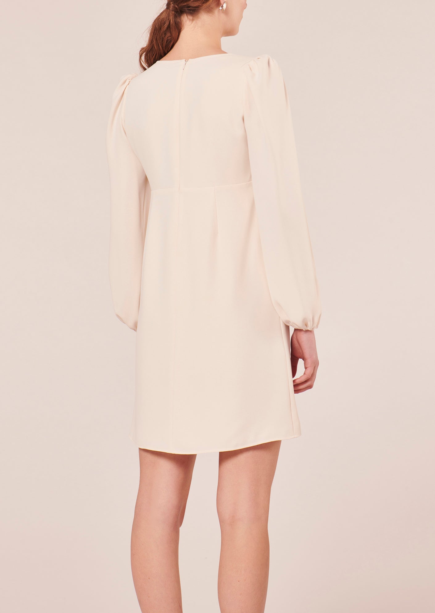 Robe Rolis écrue en crêpe Faume - seconde main