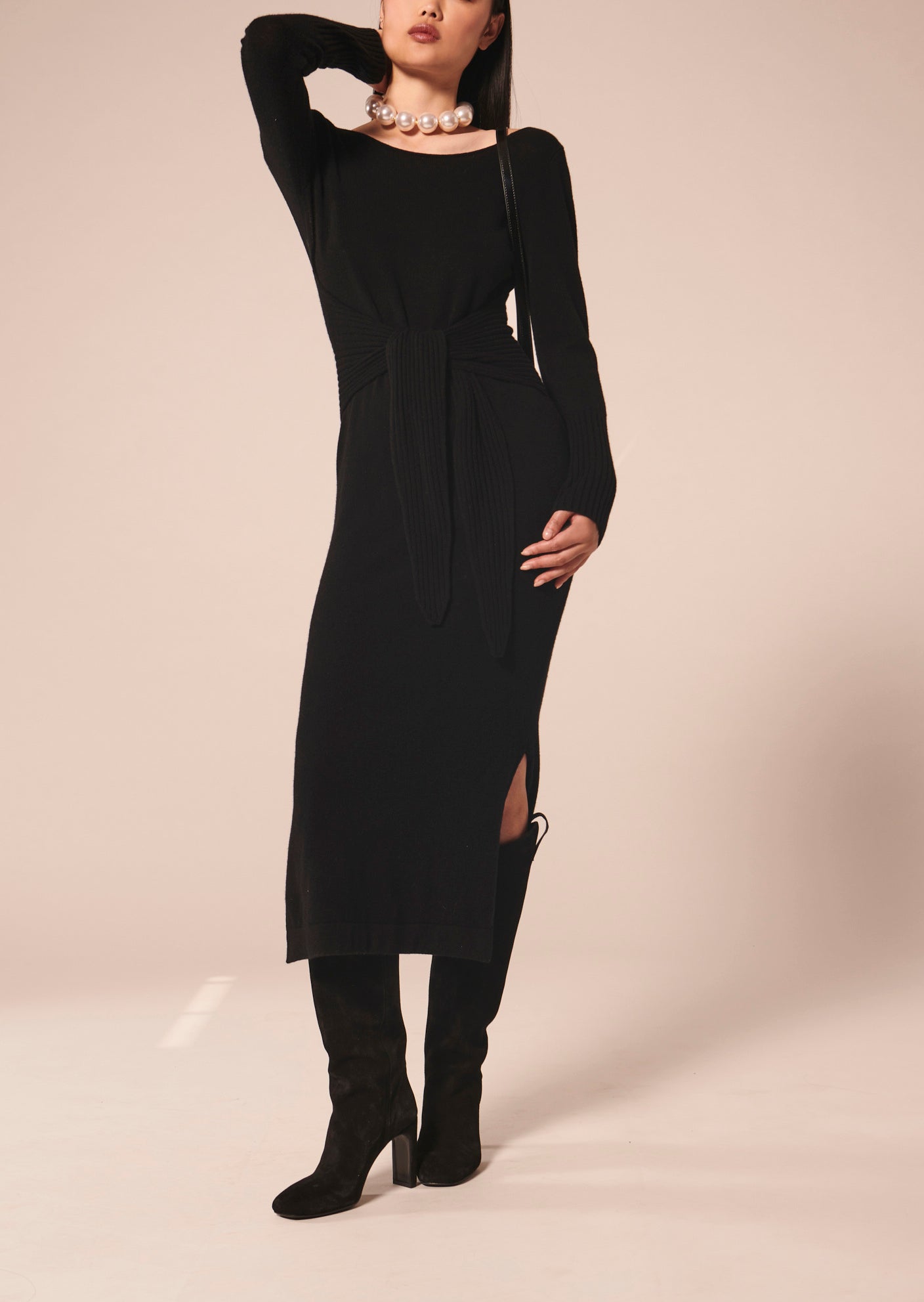 Robe Romie noire en laine mérinos Faume - seconde main