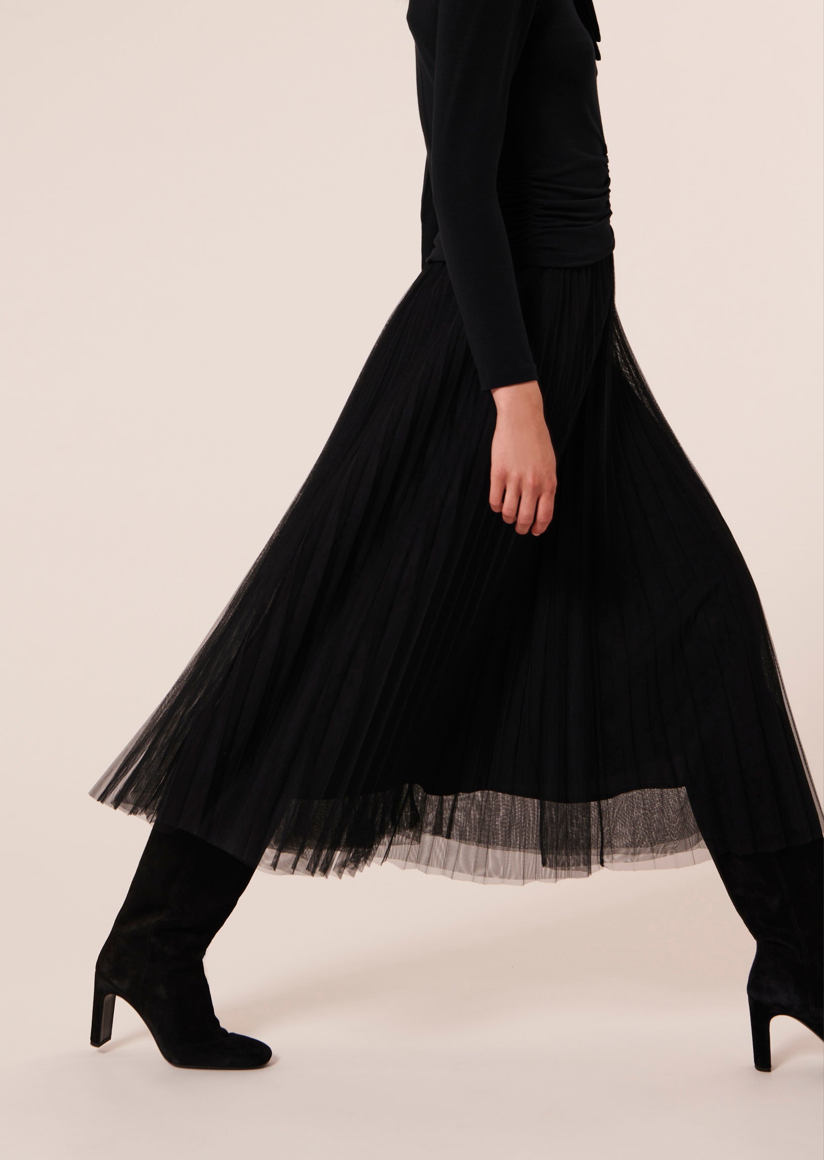 Jupe Juillet noire en tulle plissé Faume - seconde main