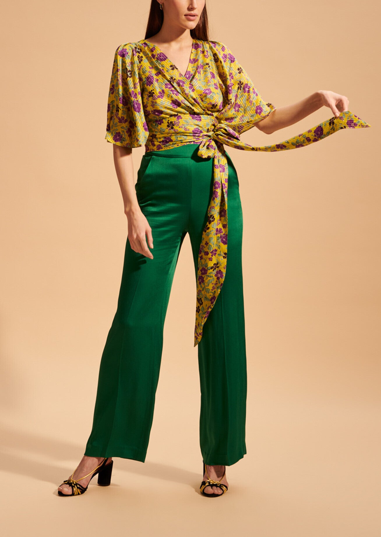 Top Tuilerie en viscose et soie jaune Faume - seconde main