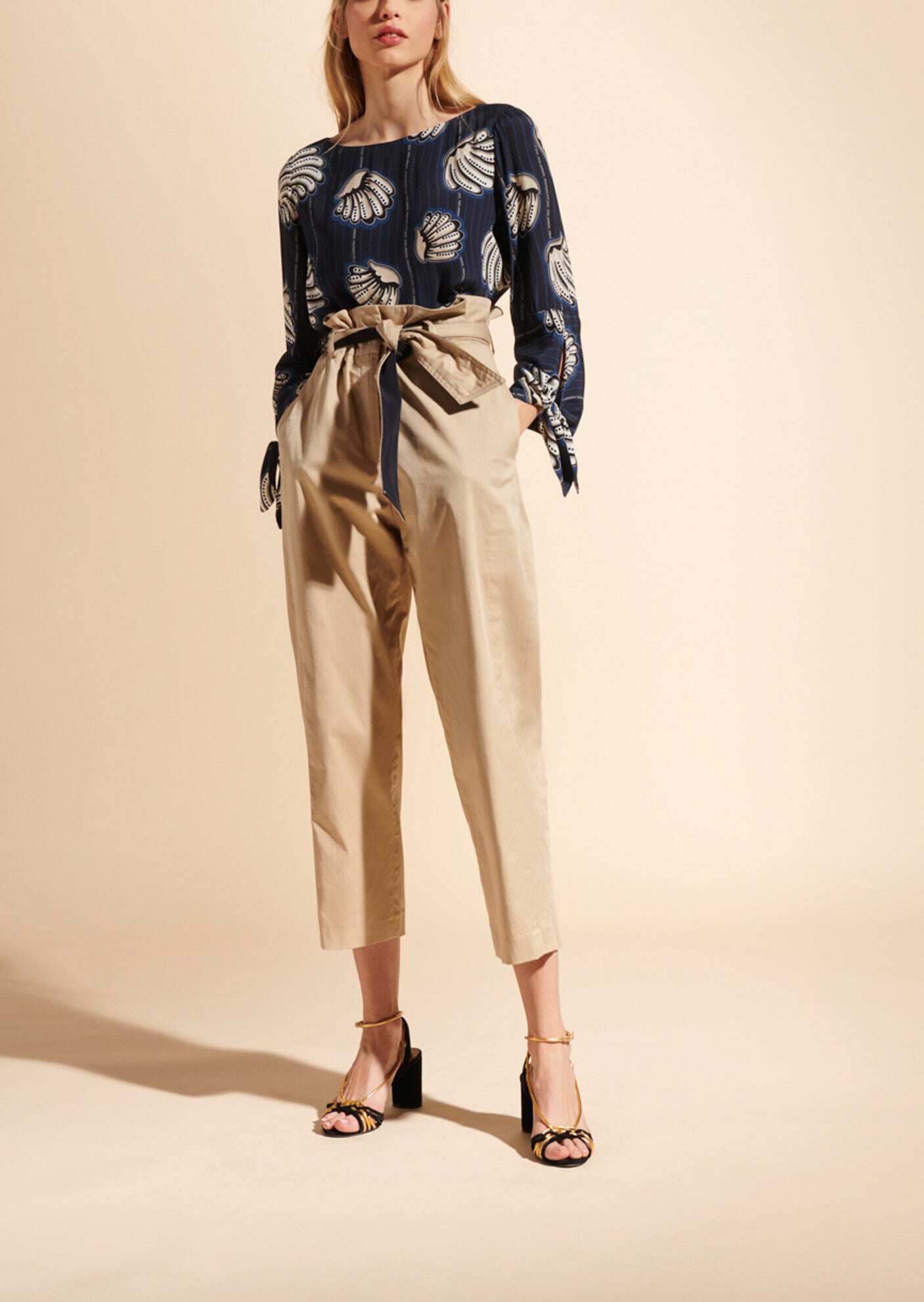 Top Thylane en viscose bleu nuit imprimé coquillages Faume - seconde main