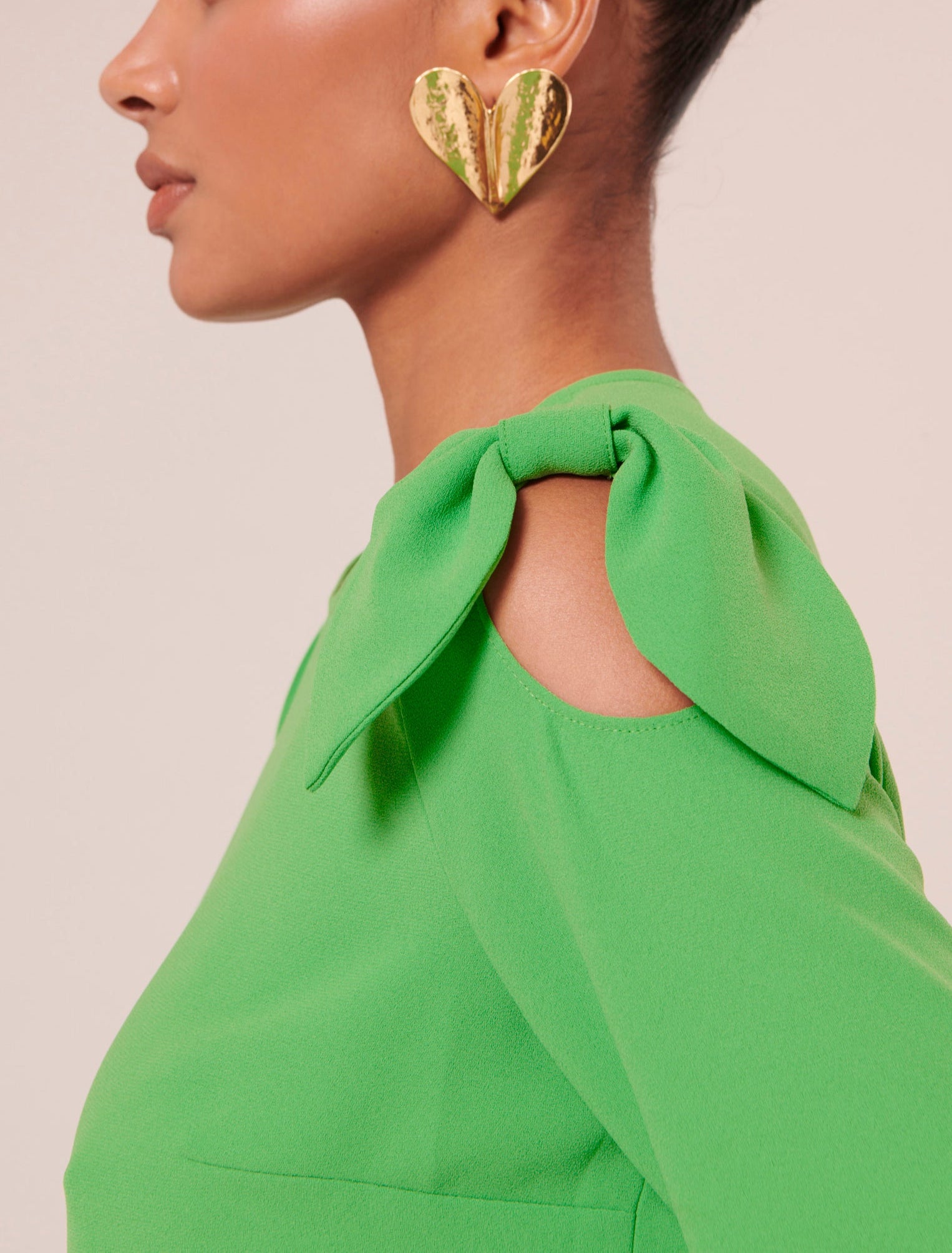 Top Tournesol vert en crêpe Faume - seconde main